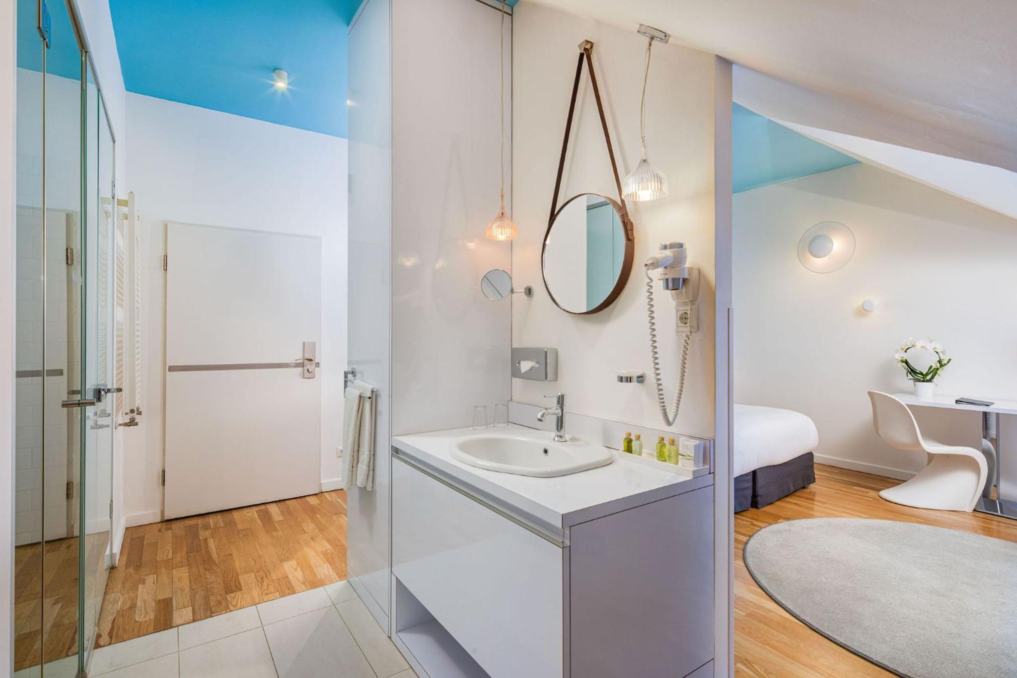 Double Room - Photo 13