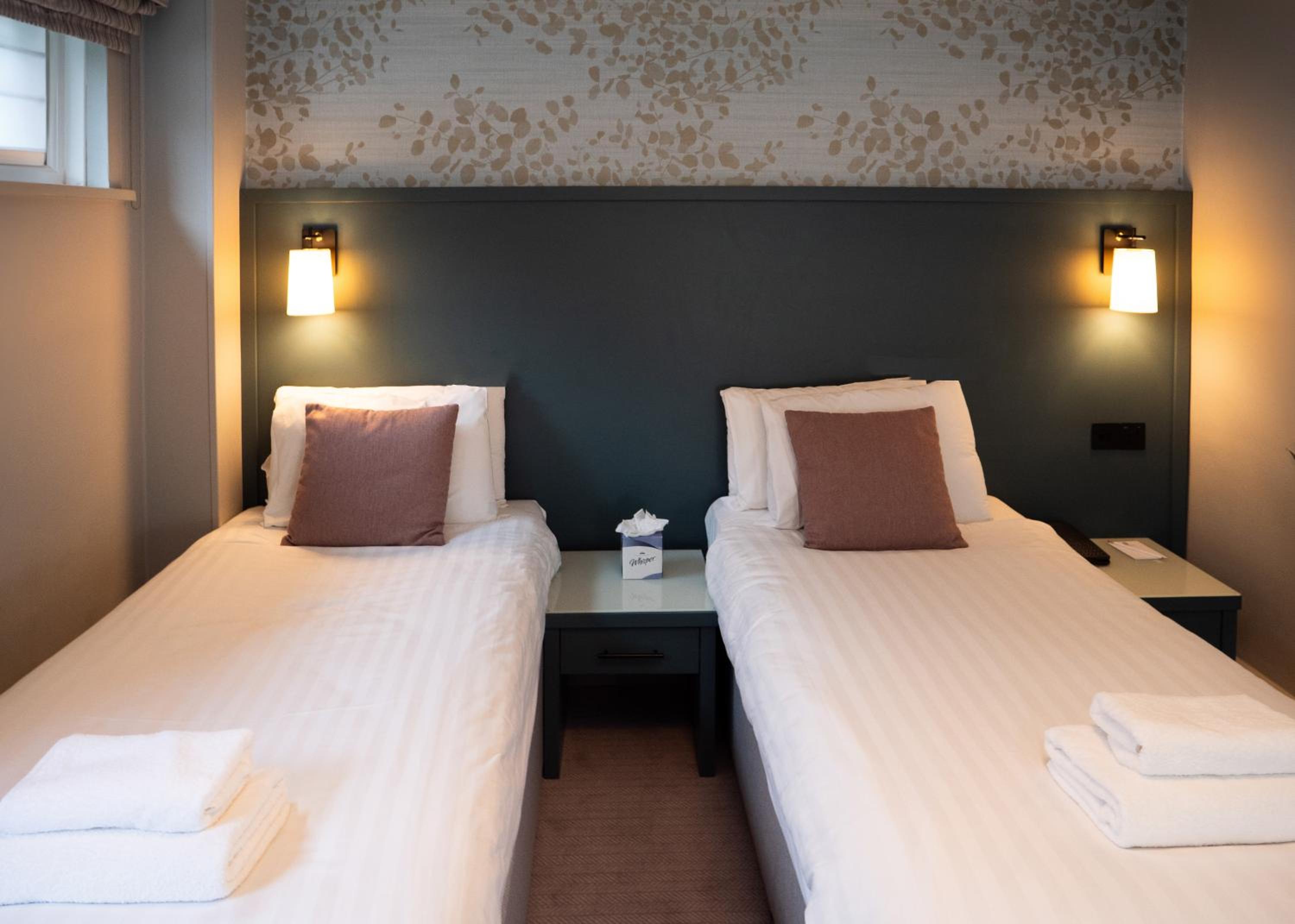 Double or Twin Room - Photo 1