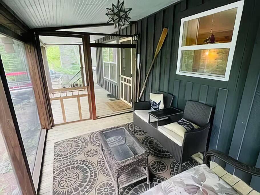 Two-Bedroom House photo 3