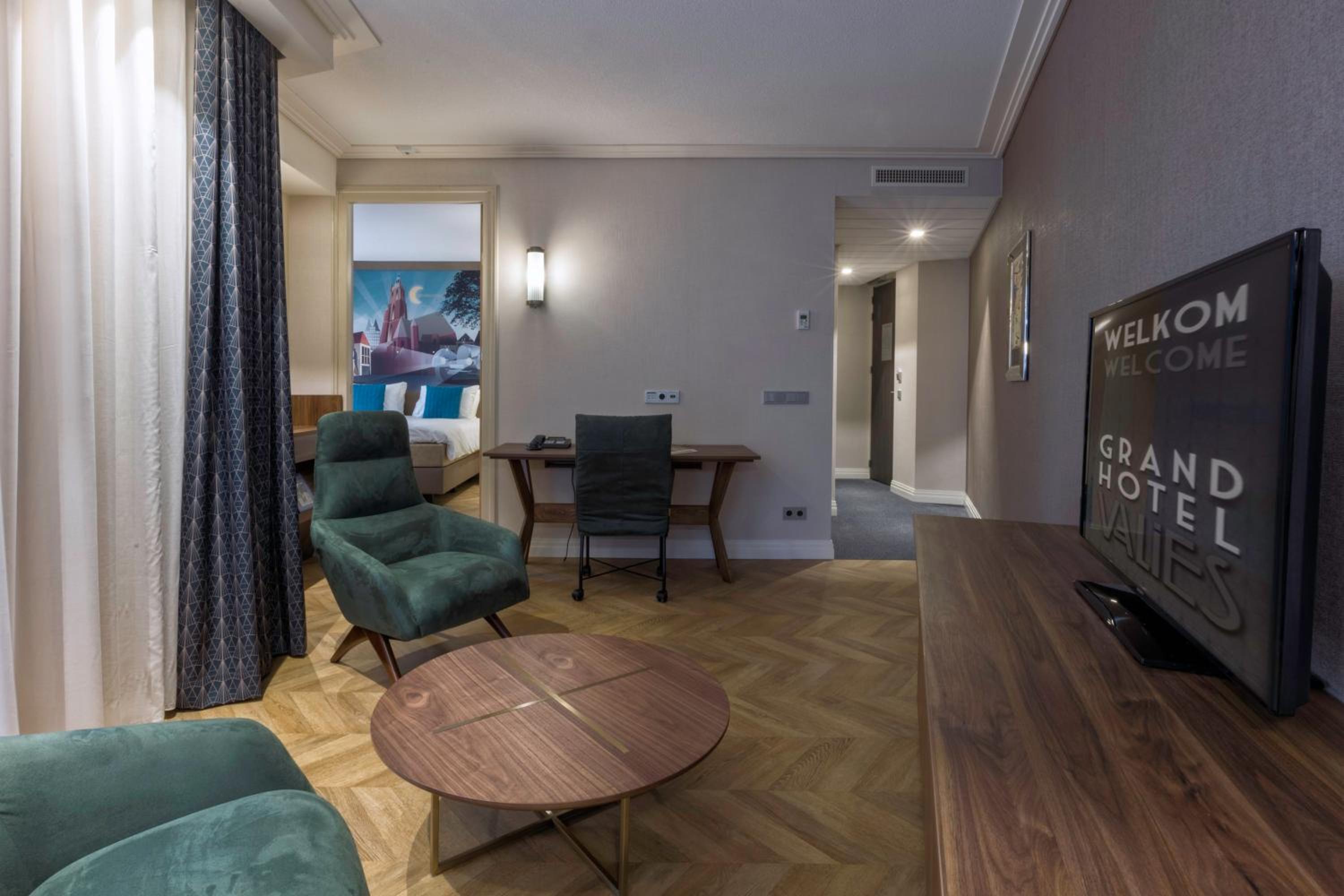 Executive Suite photo 1