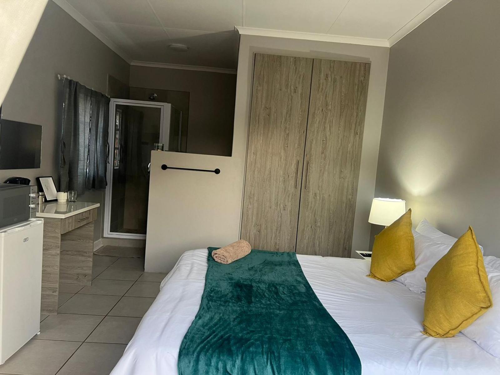 Deluxe Double or Twin Room photo 1