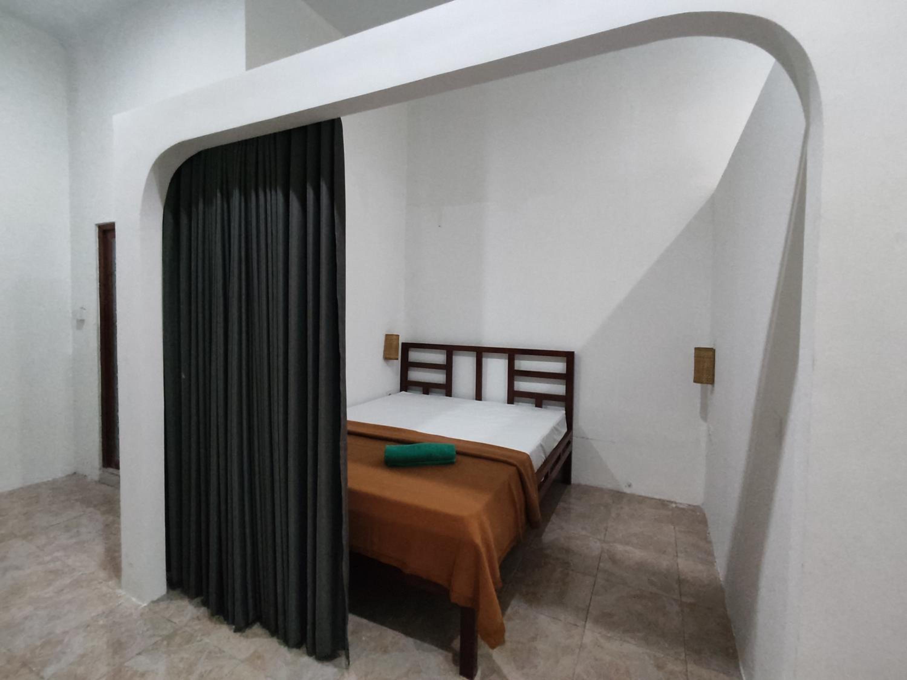 Private Double Bed Pod in 4-Bed Mixed Dormitory photo 1