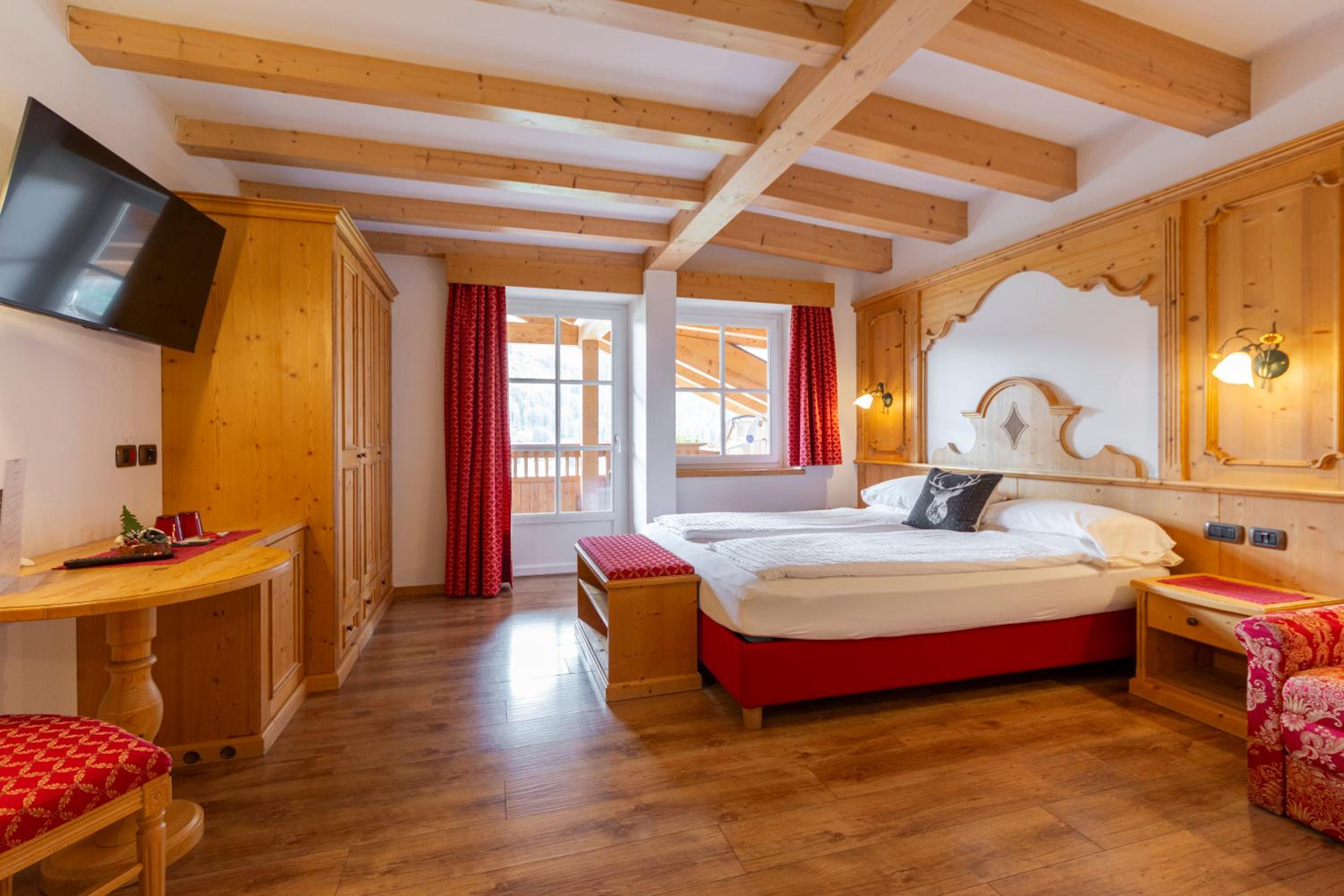 Superior Triple Room photo 2
