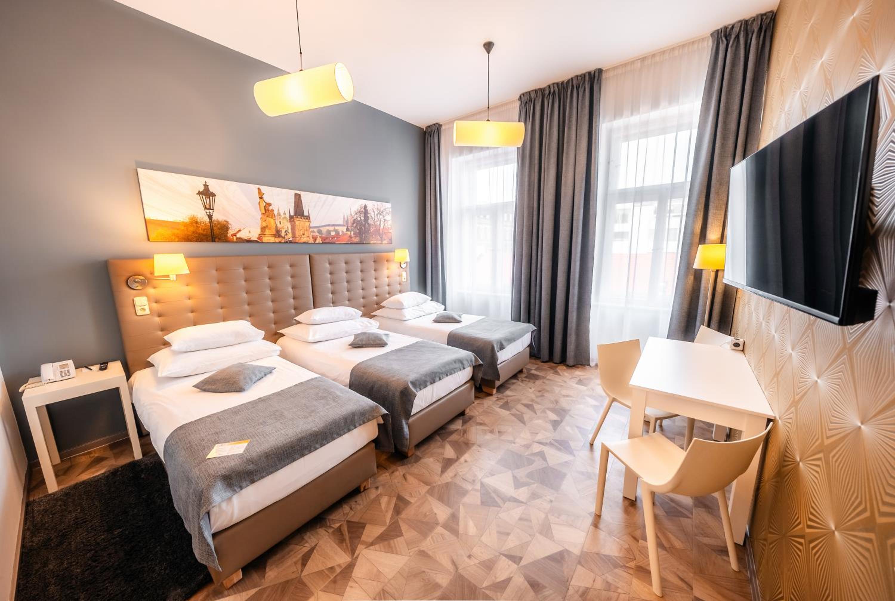 Triple Room - Photo 1