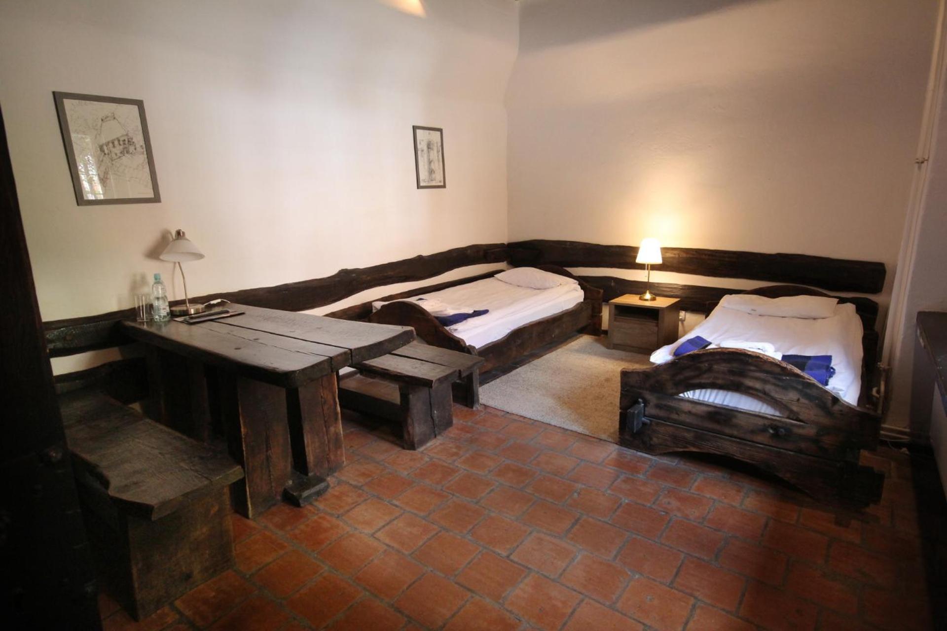 Economy Twin Room