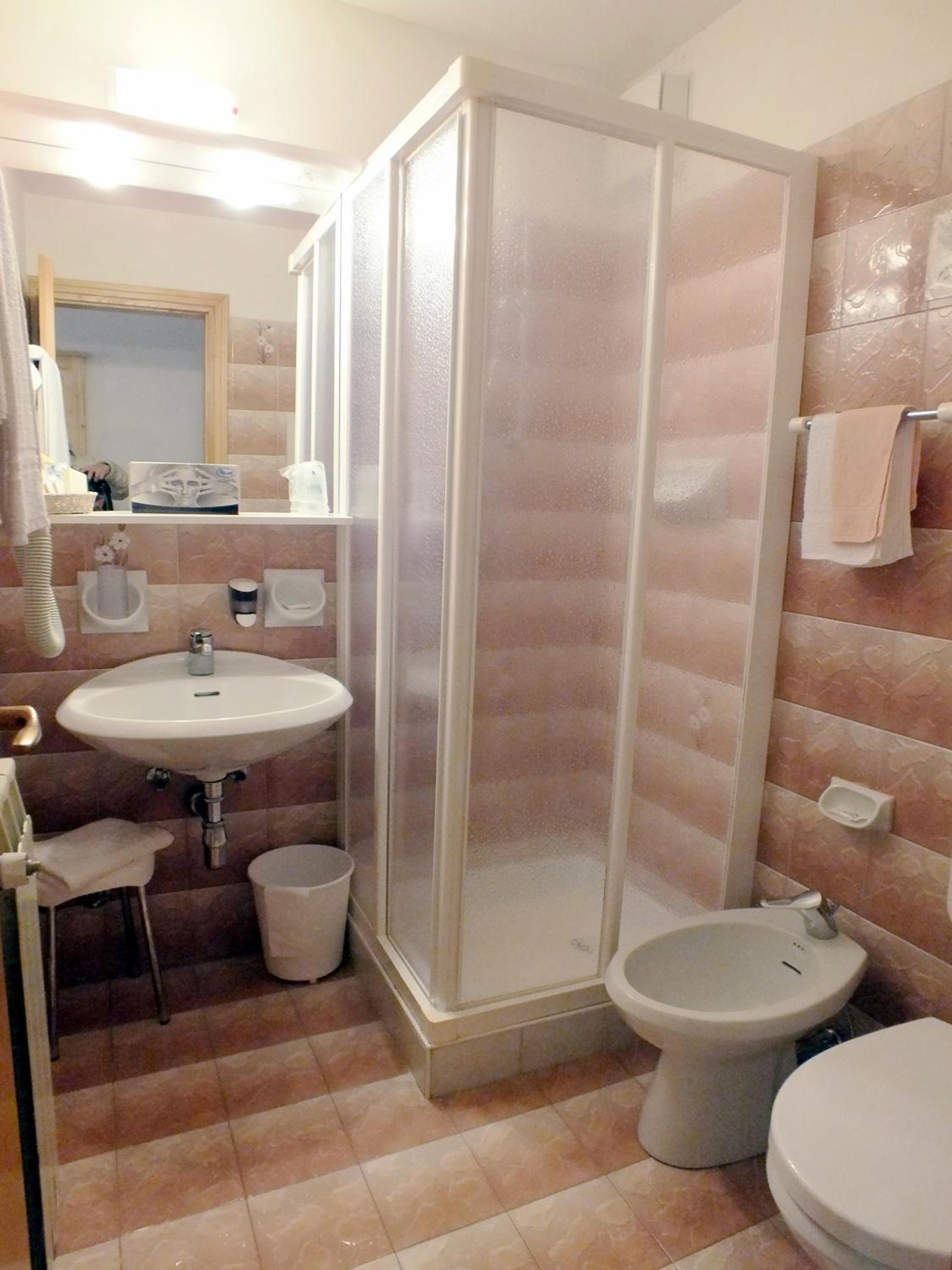 Double or Twin Room with Mountain View - Annex photo 3