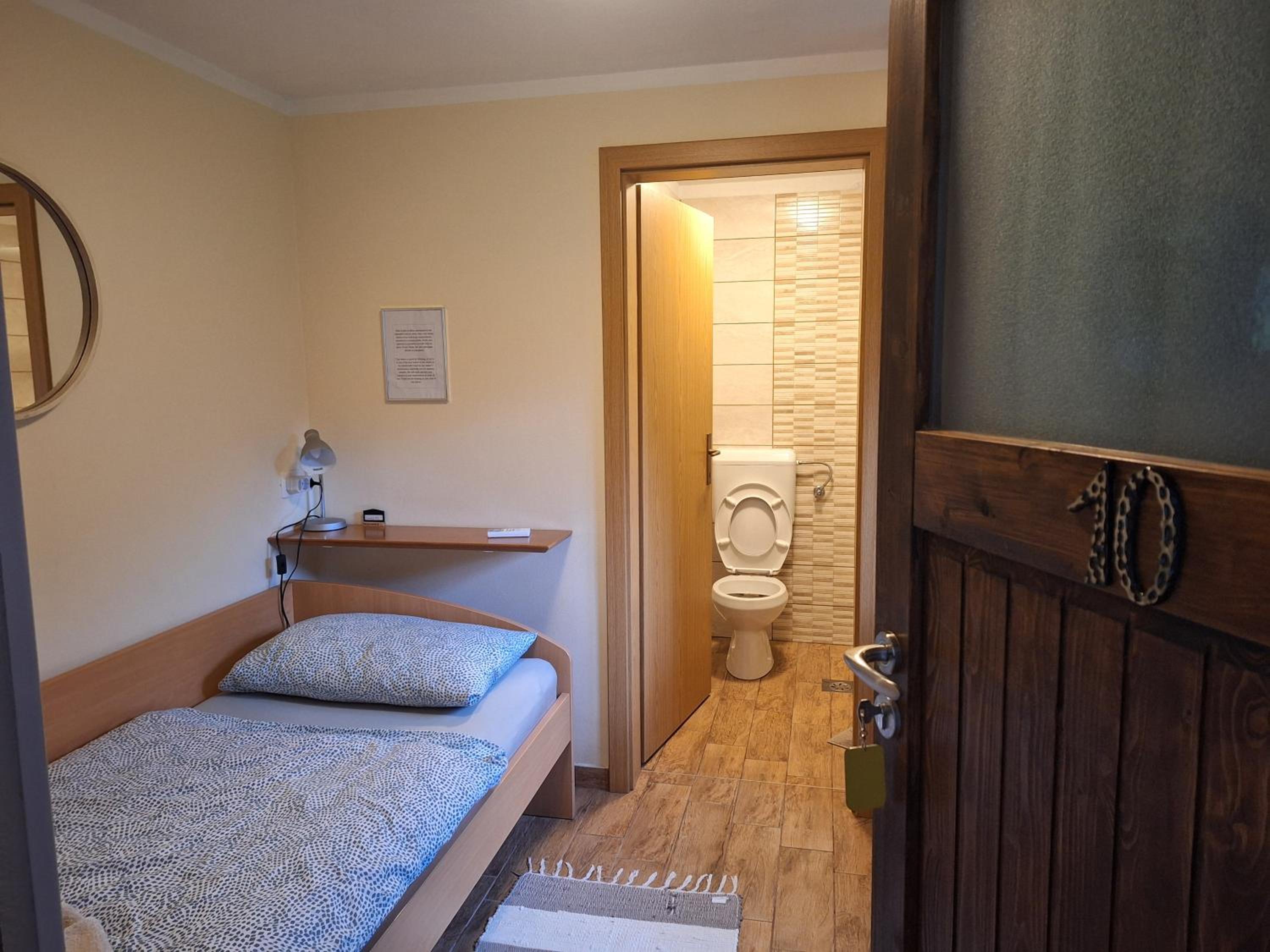 Small Single Room