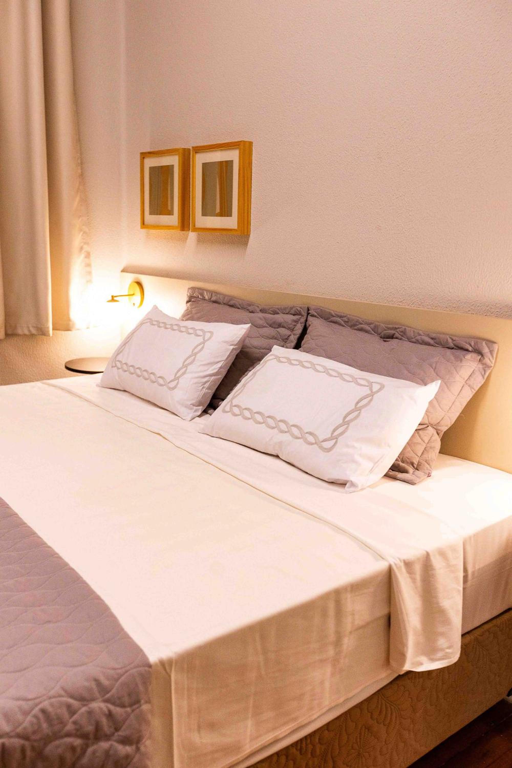 Superior King Suite photo 2