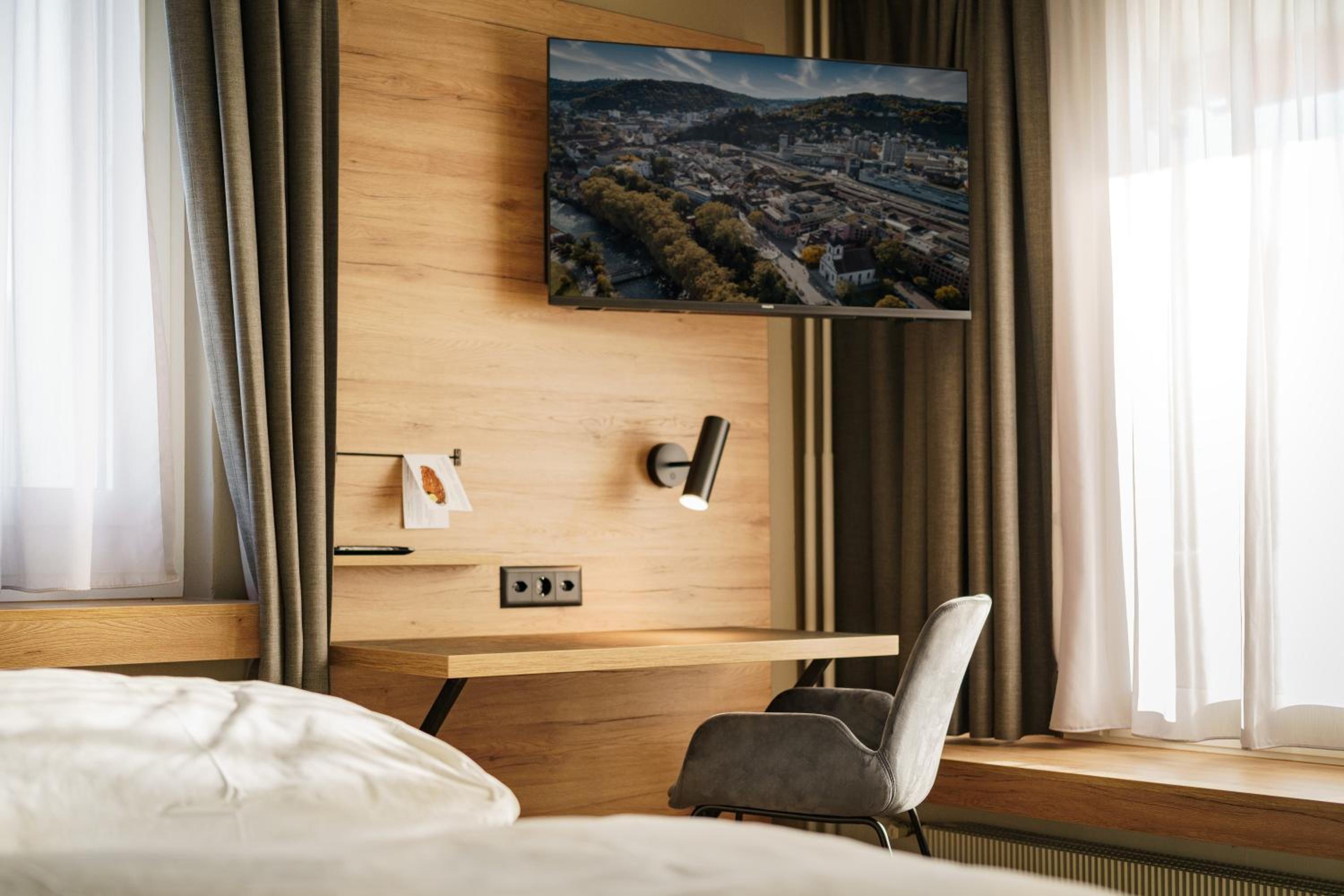 Double or Twin Room Superior photo 3