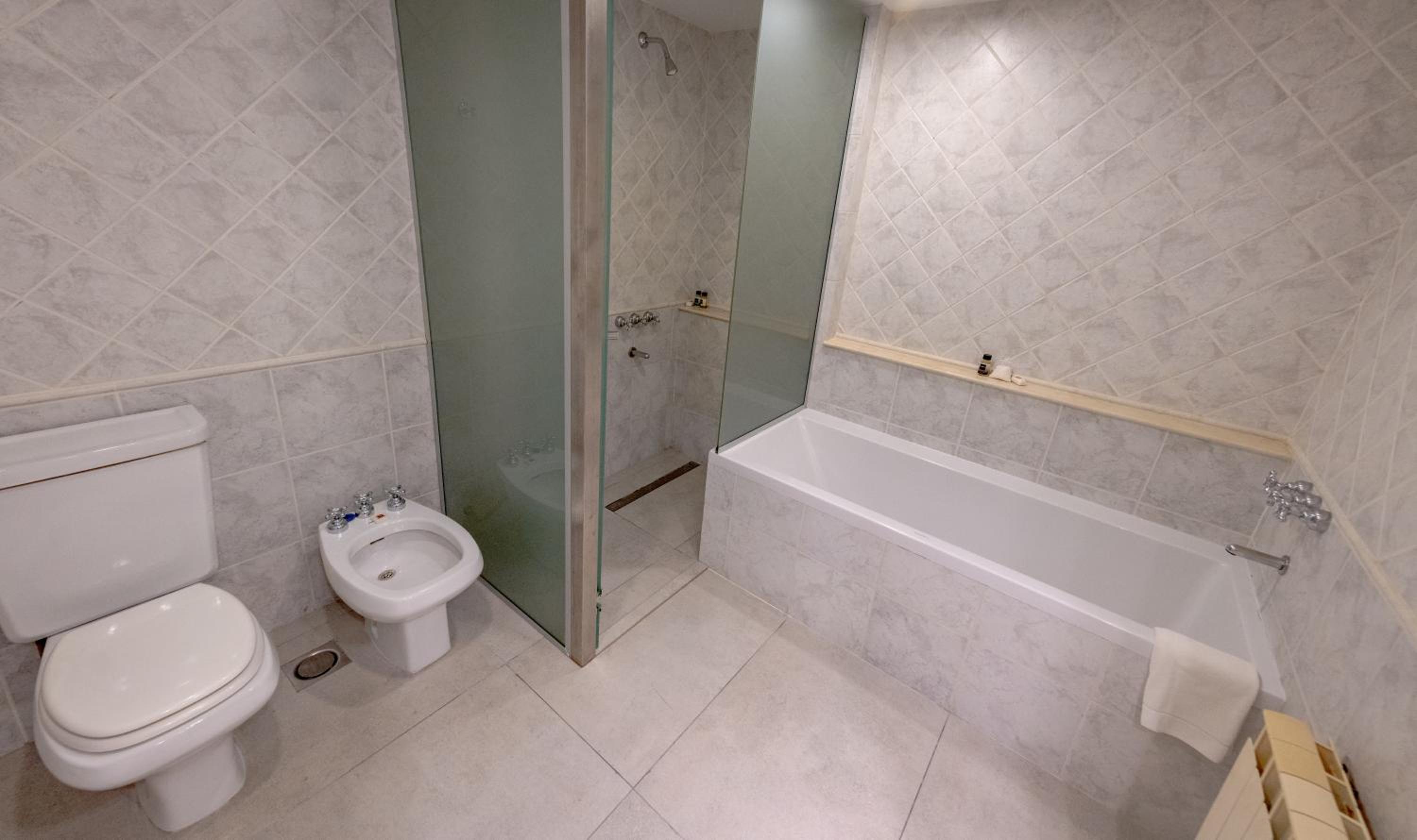 Junior Suite thumbnail 5