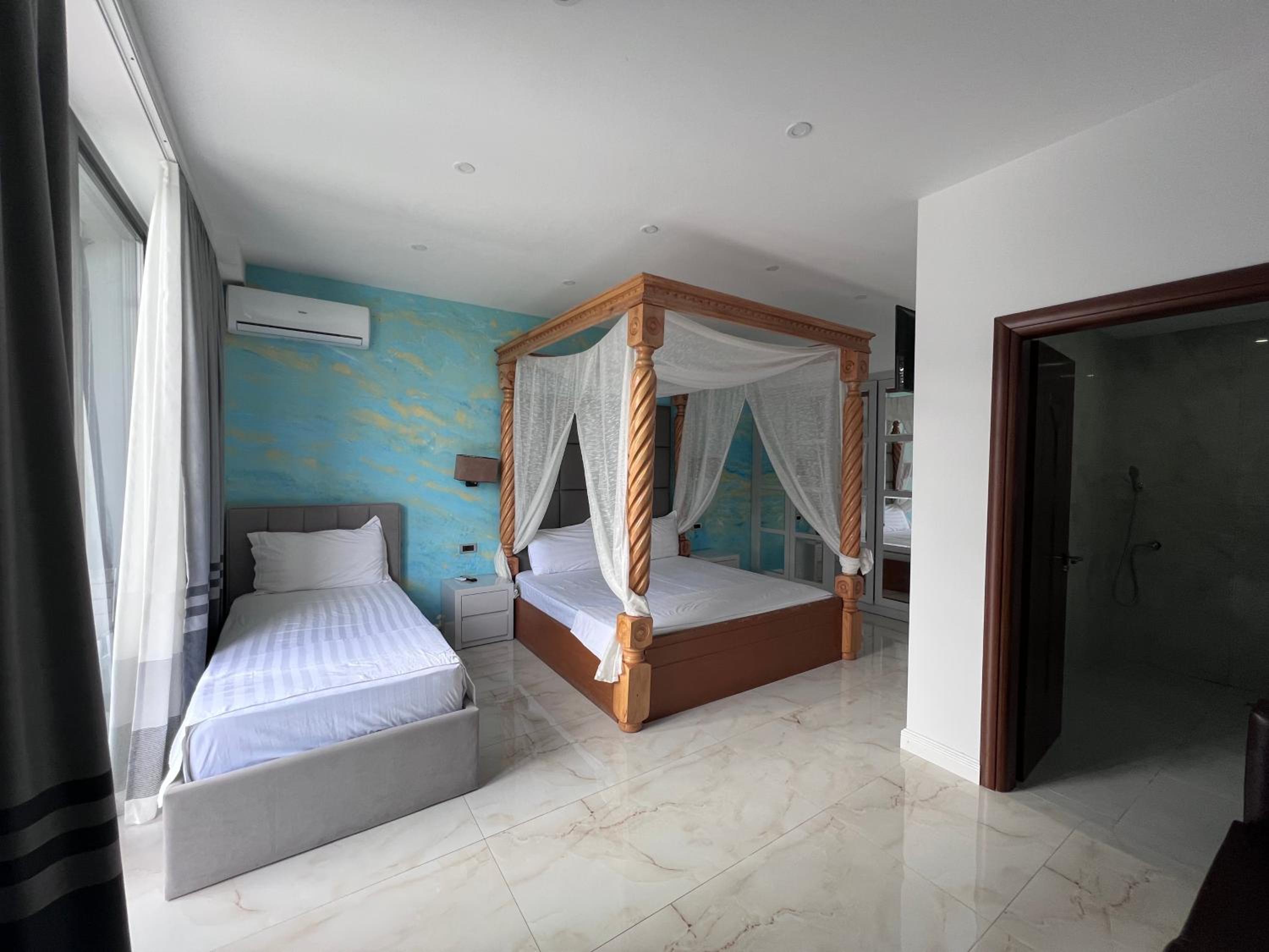 Standard Triple Room photo 3