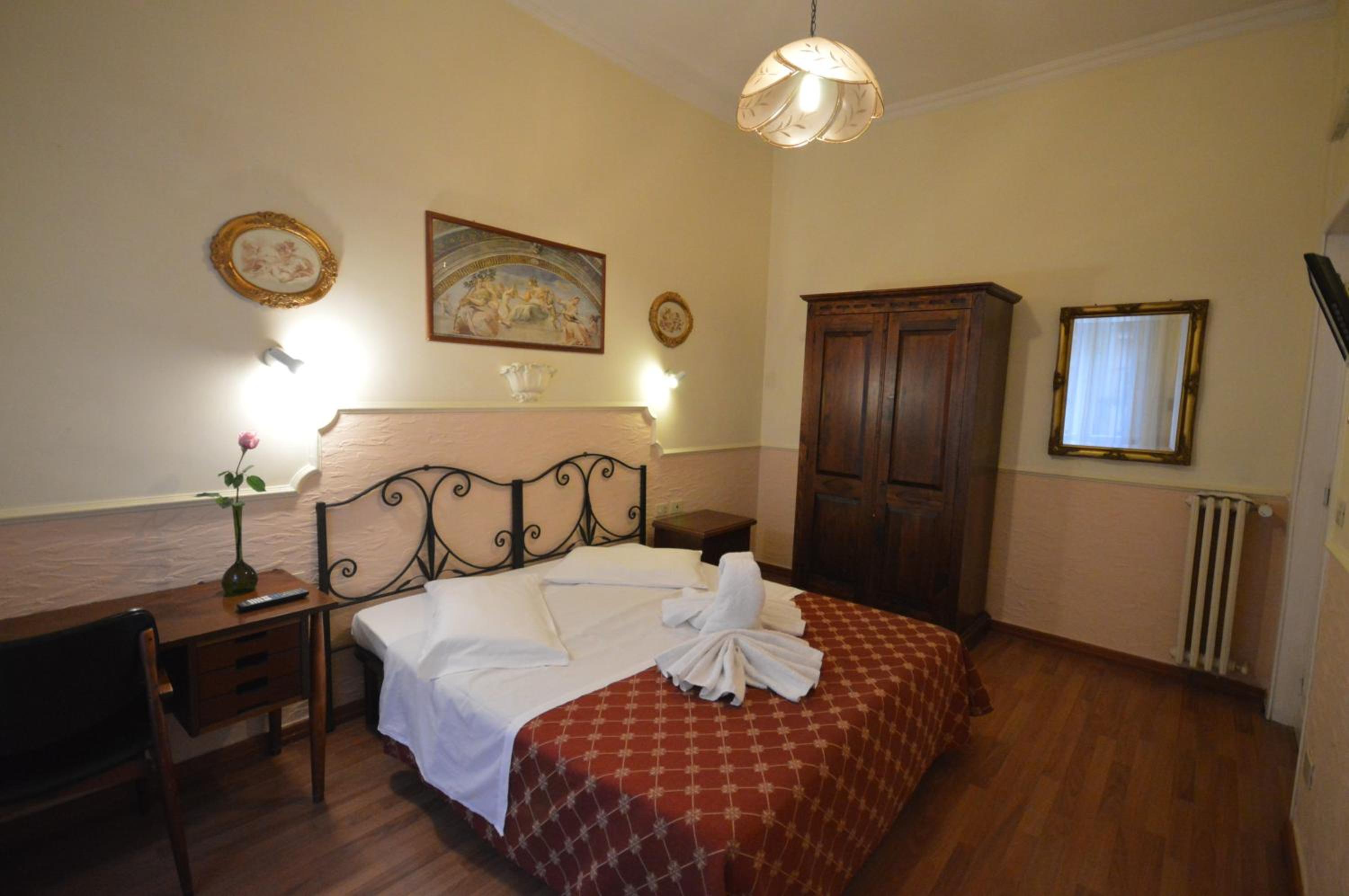 Double or Twin Room with Private Bathroom