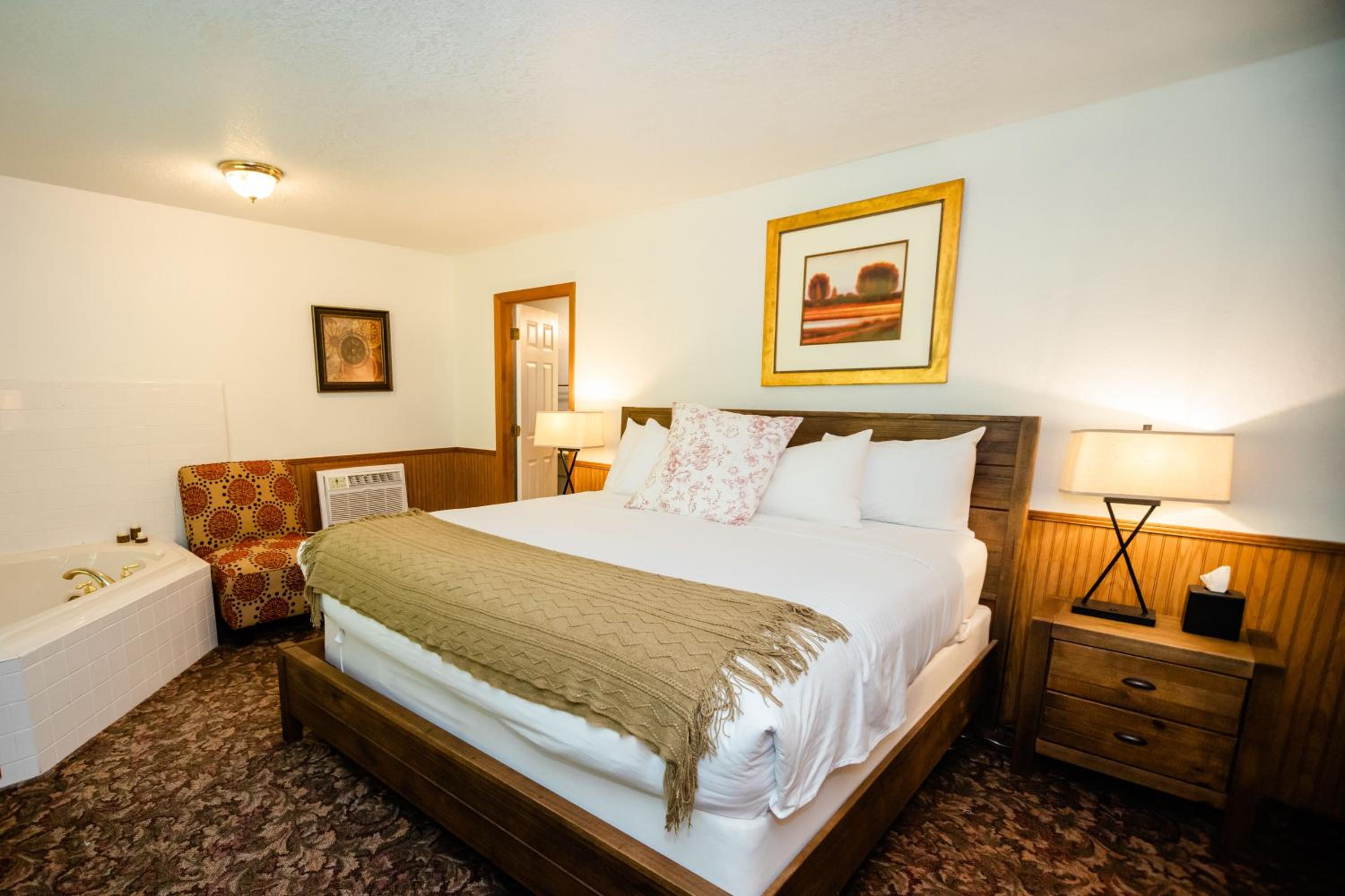 Superior King Room