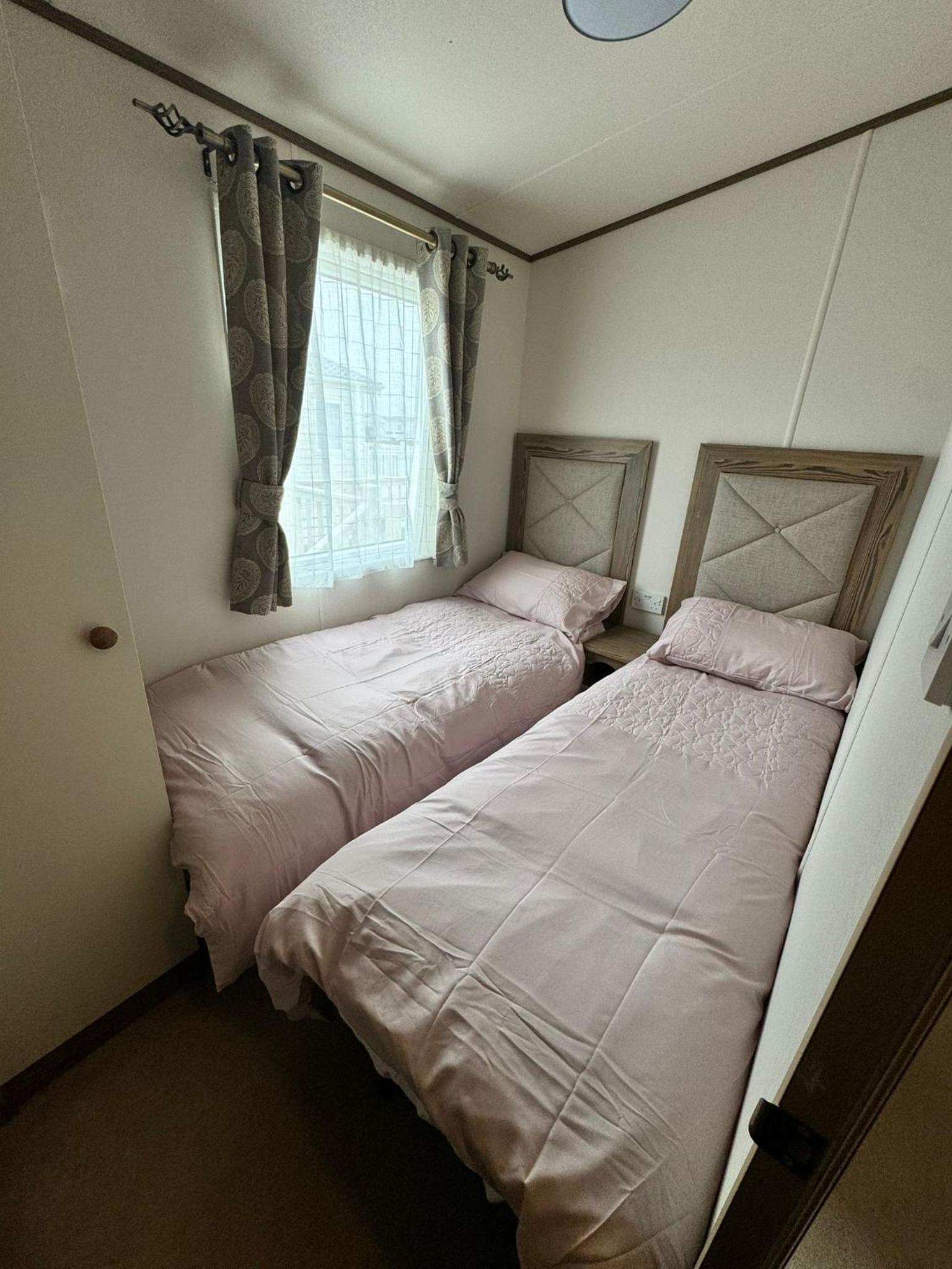 Three-Bedroom Apartment photo 1