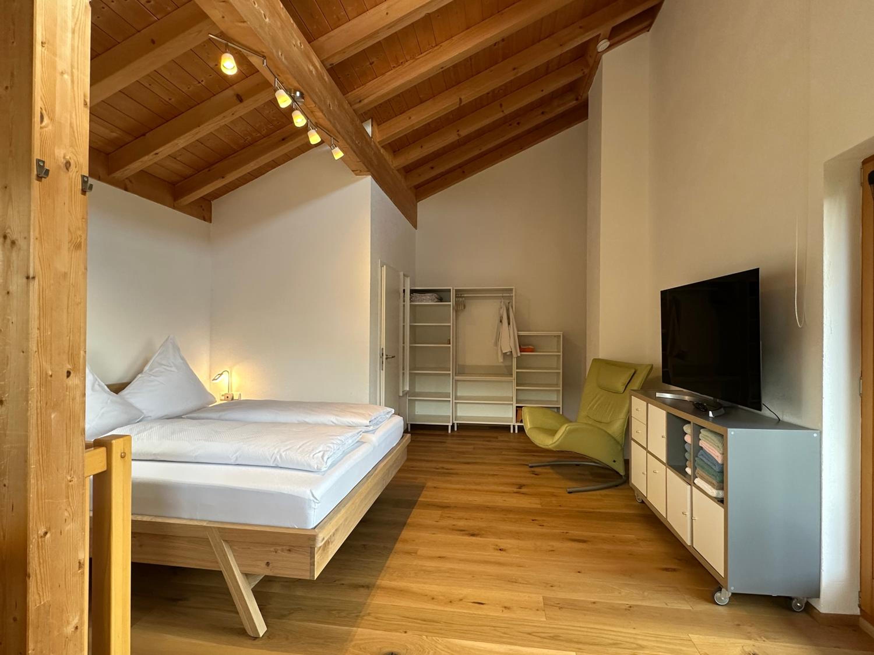 Apartment - Split Level photo 1