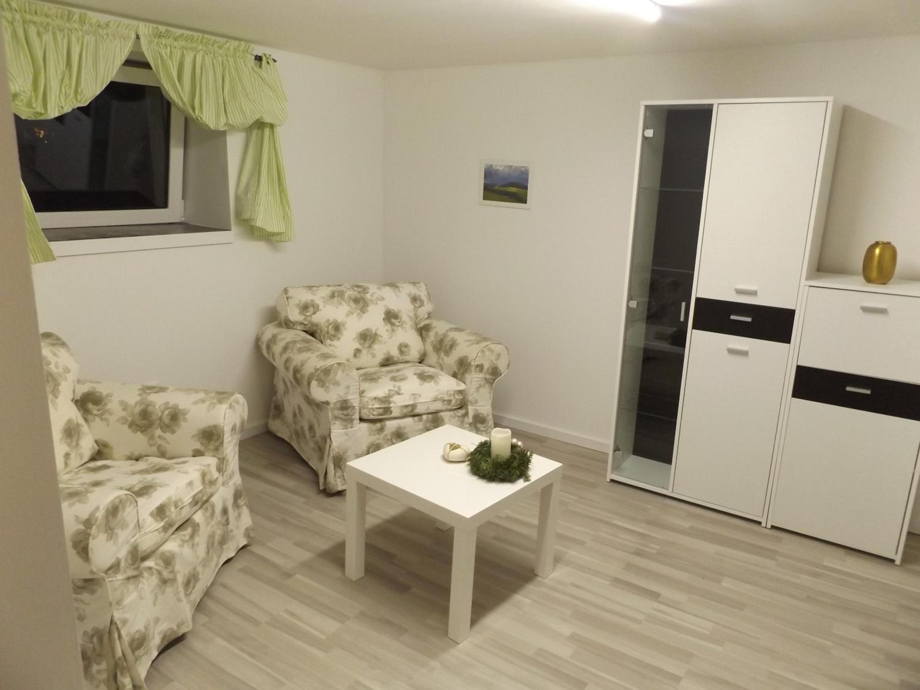 One-Bedroom House photo 1