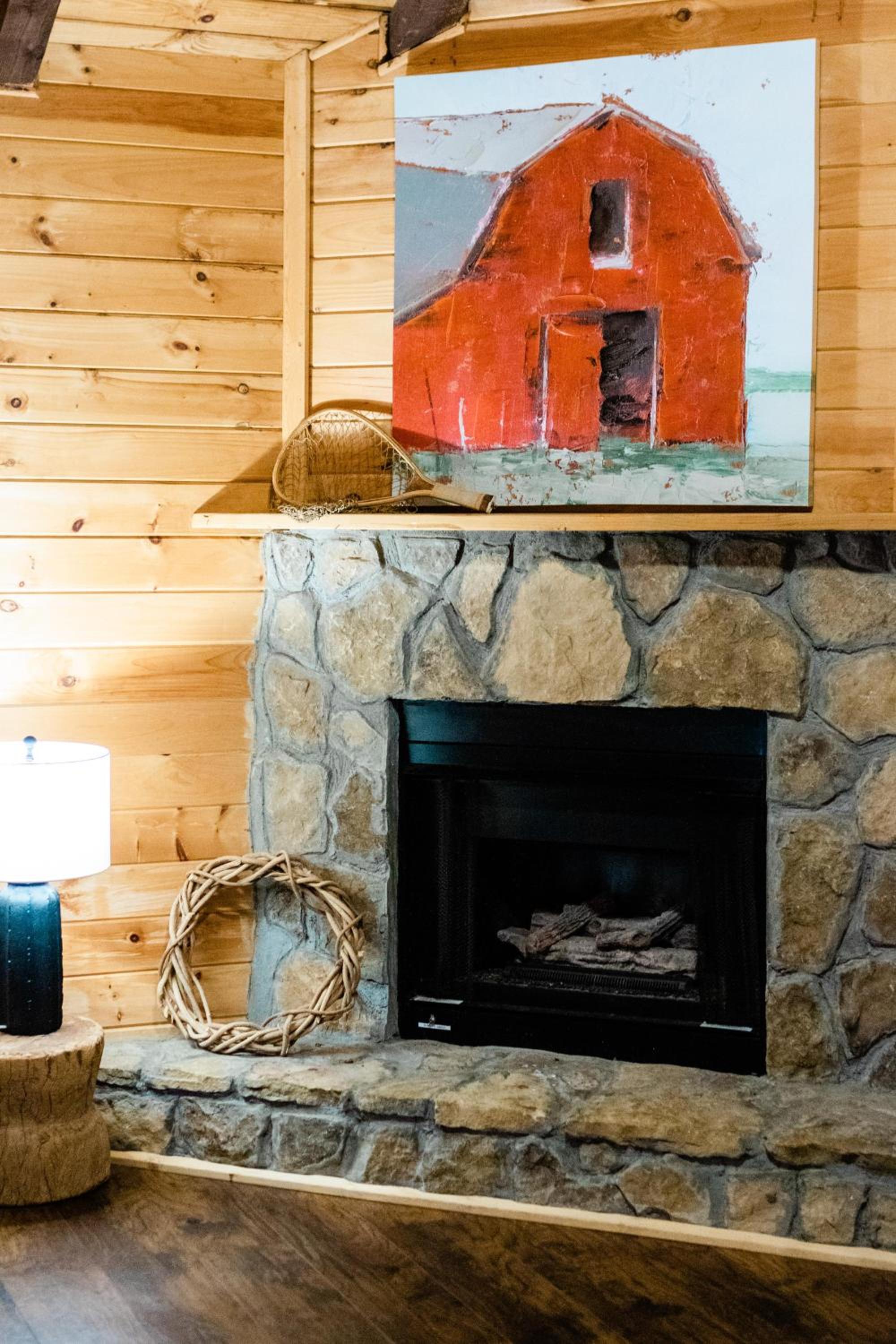 One-Bedroom House - Photo 8