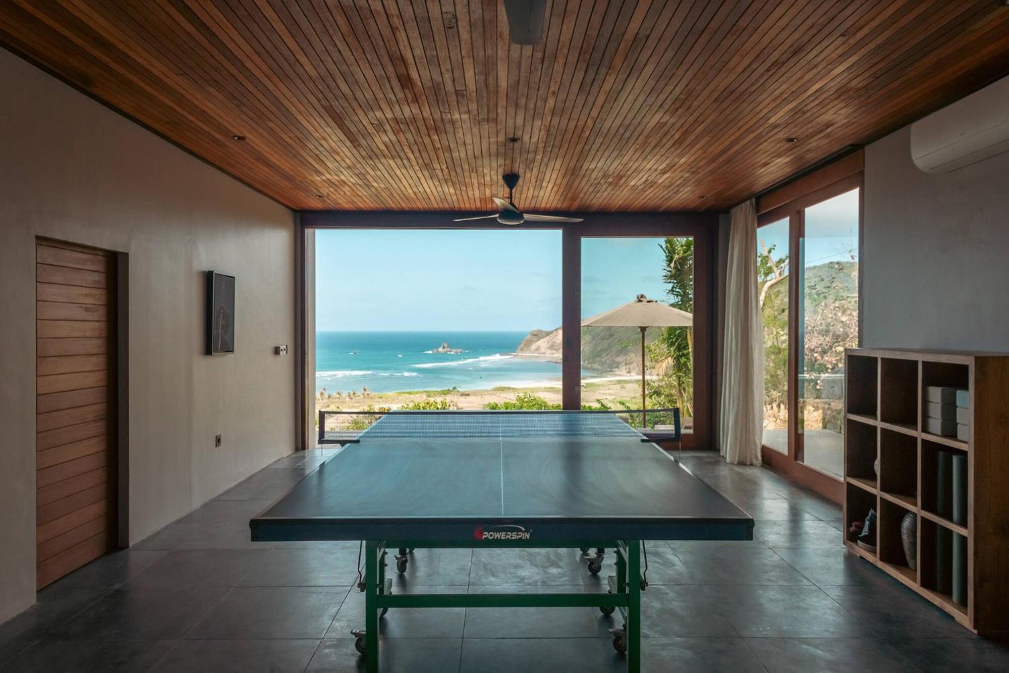 Five Bedroom Villa Nabu with Sea View - Photo 5