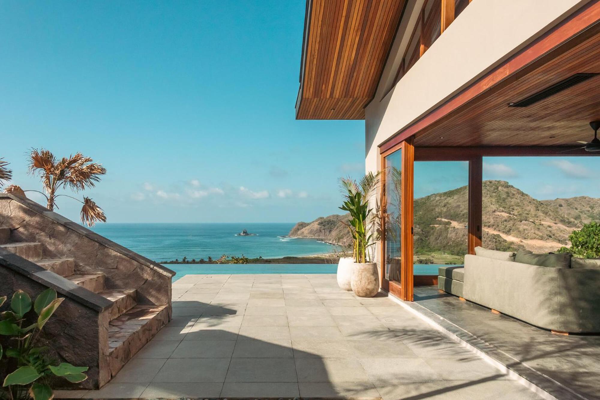 Five Bedroom Villa Nabu with Sea View - Photo 4
