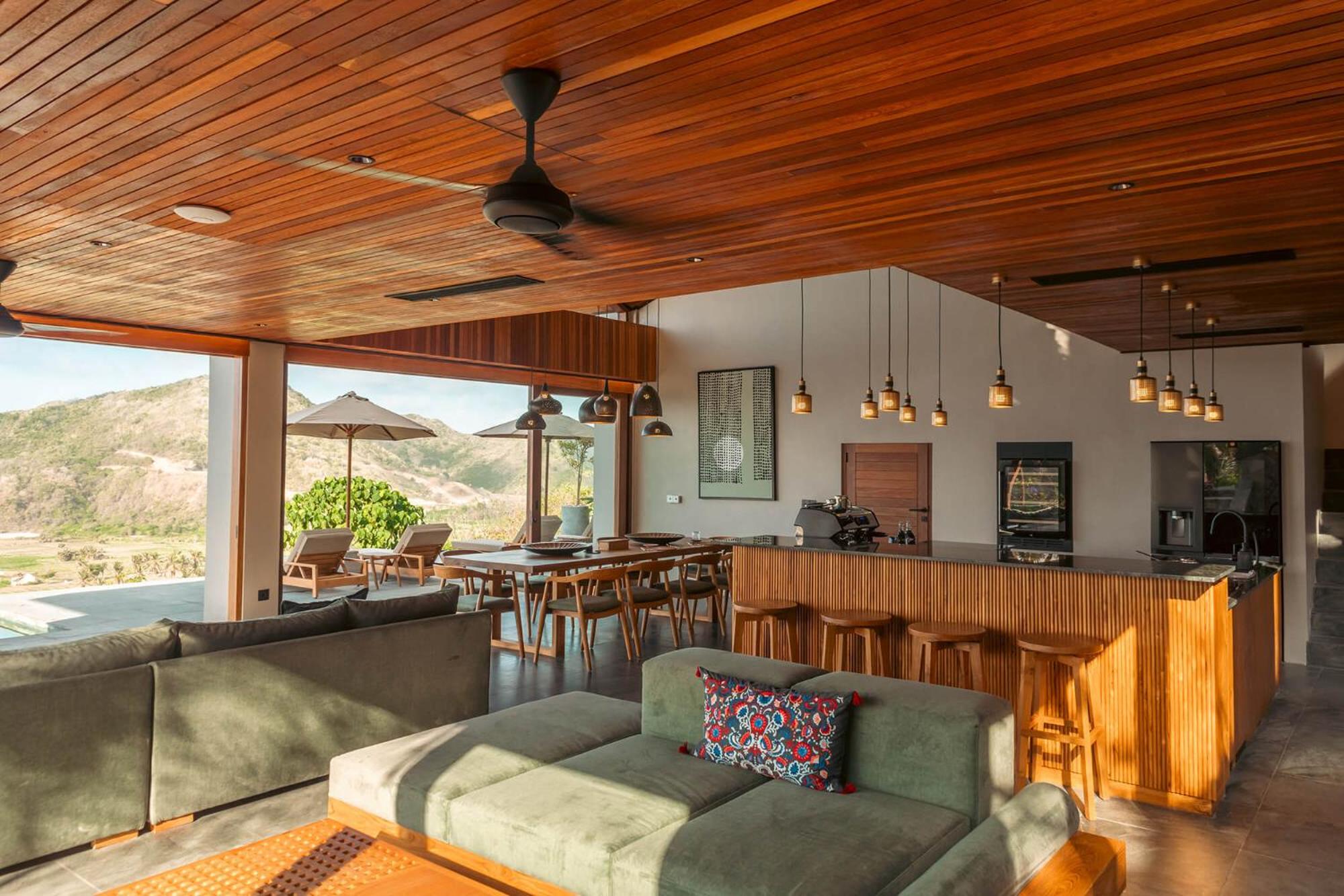 Five Bedroom Villa Nabu with Sea View - Photo 21