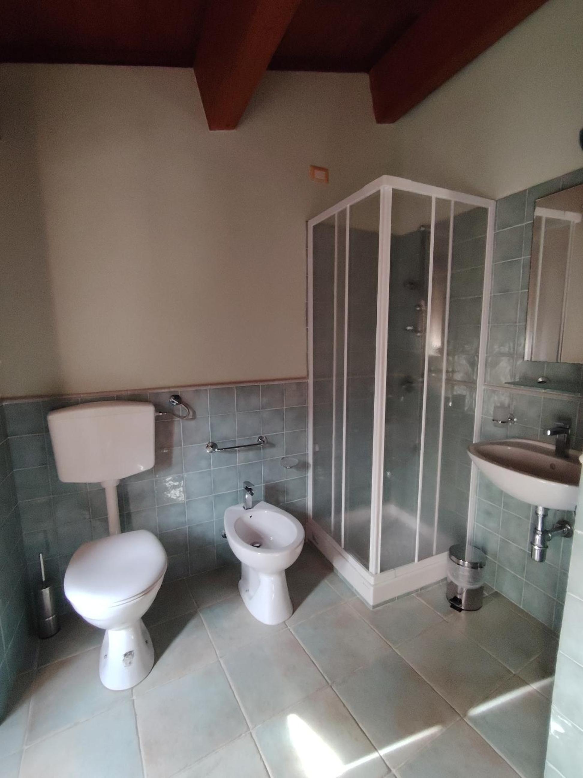 Triple Room with Private Bathroom photo 2