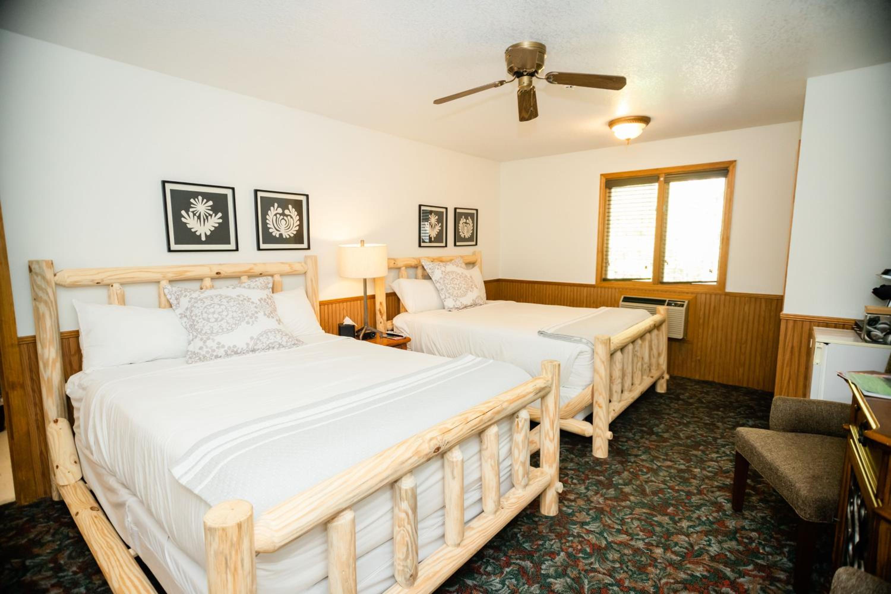 Standard Double Room - Photo 7