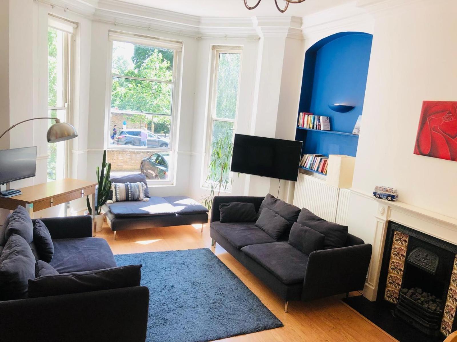 Apartment photo 1