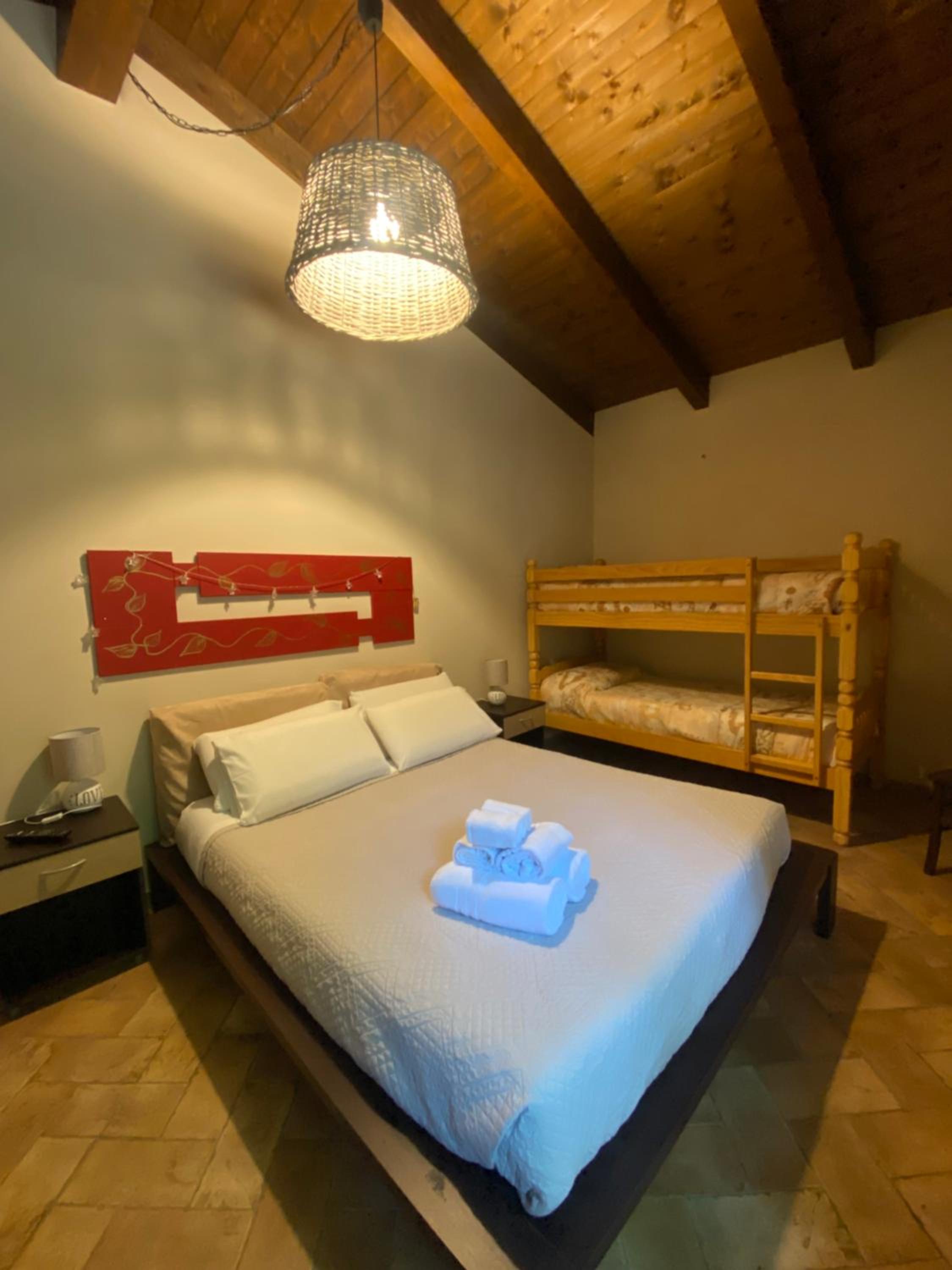 Large Double Room photo 3