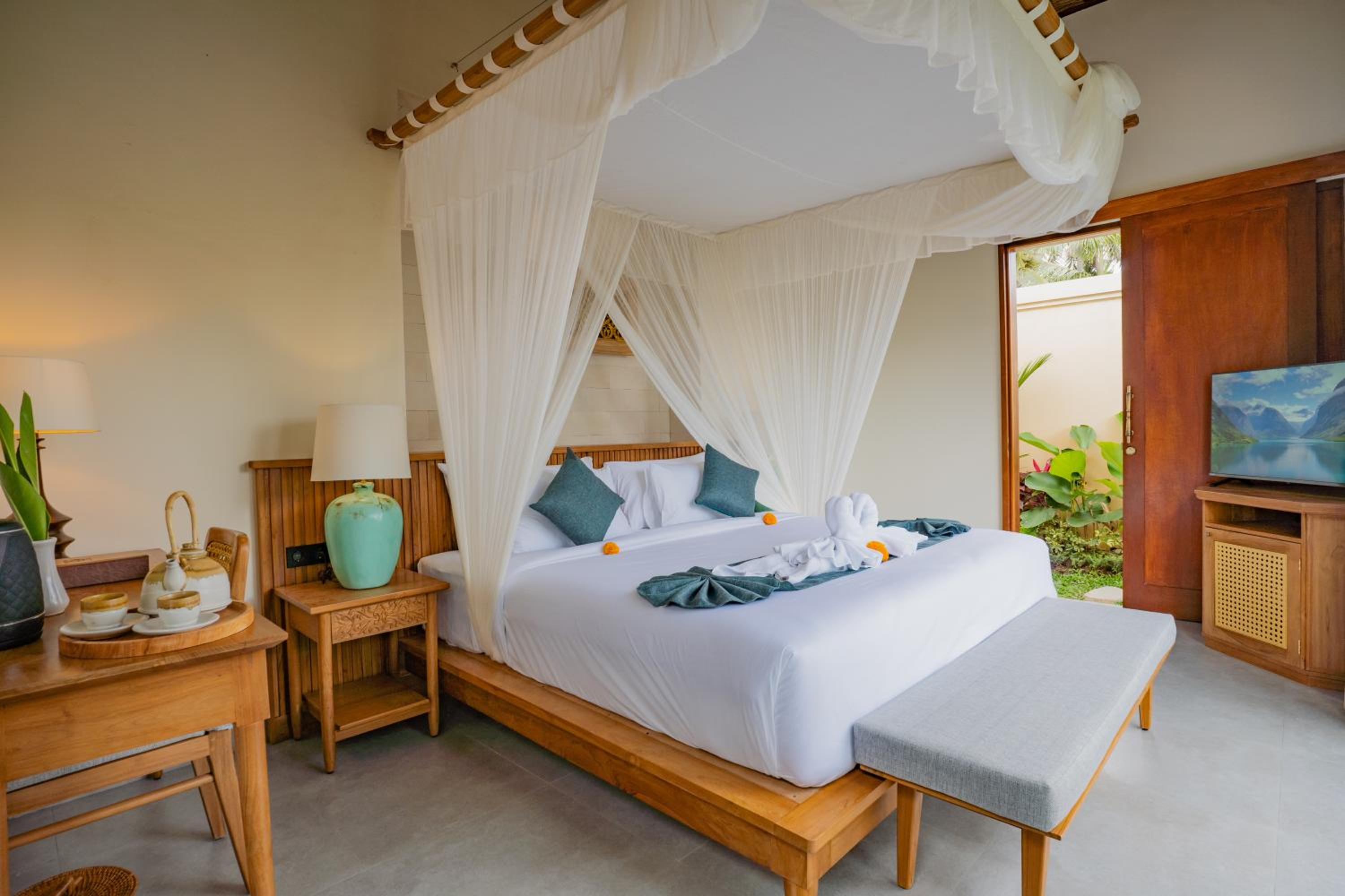One Bedroom Suite Pool Villa - Photo 2