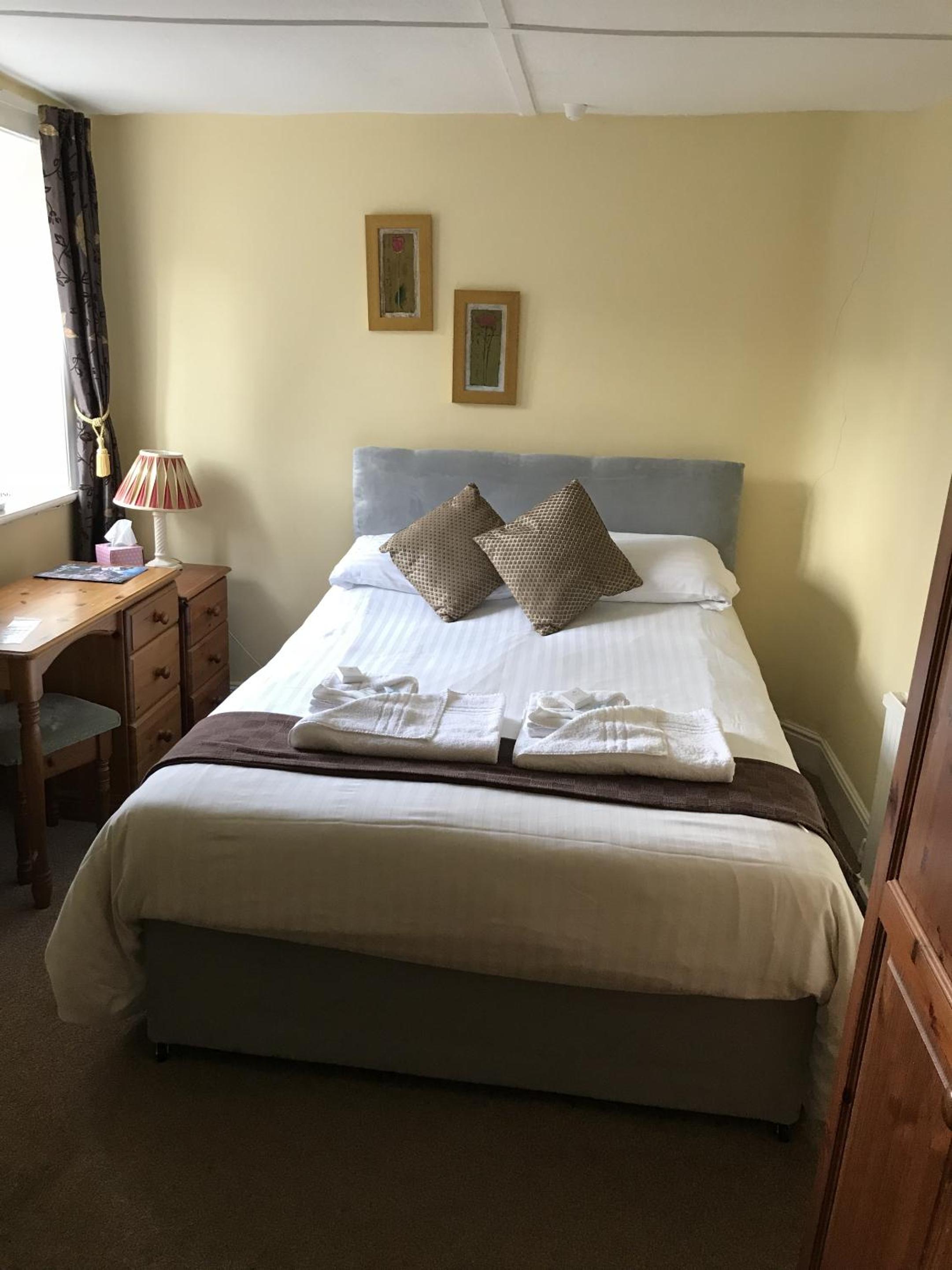 Double Room with Private Bathroom