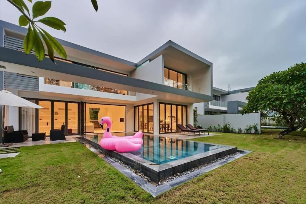 One-Bedroom Villa