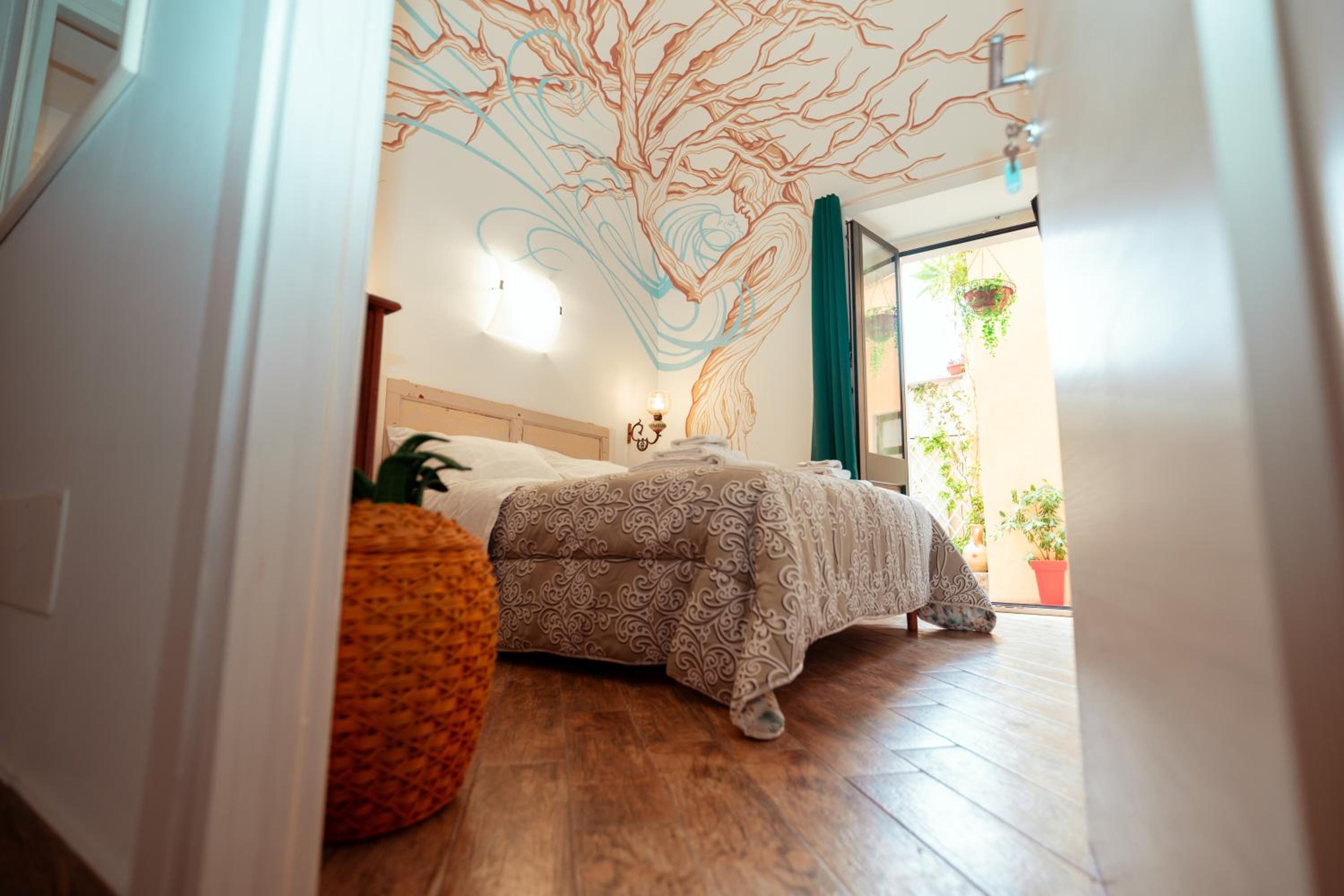 Superior King Room photo 2