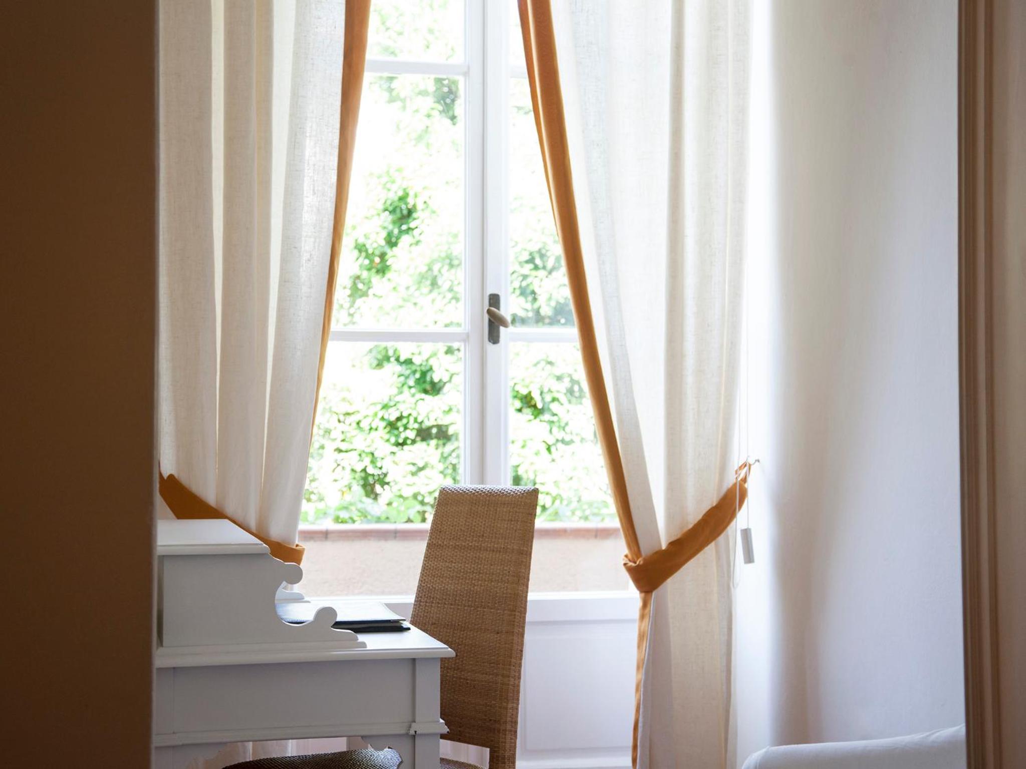Classic Double Room with Balcony photo 3