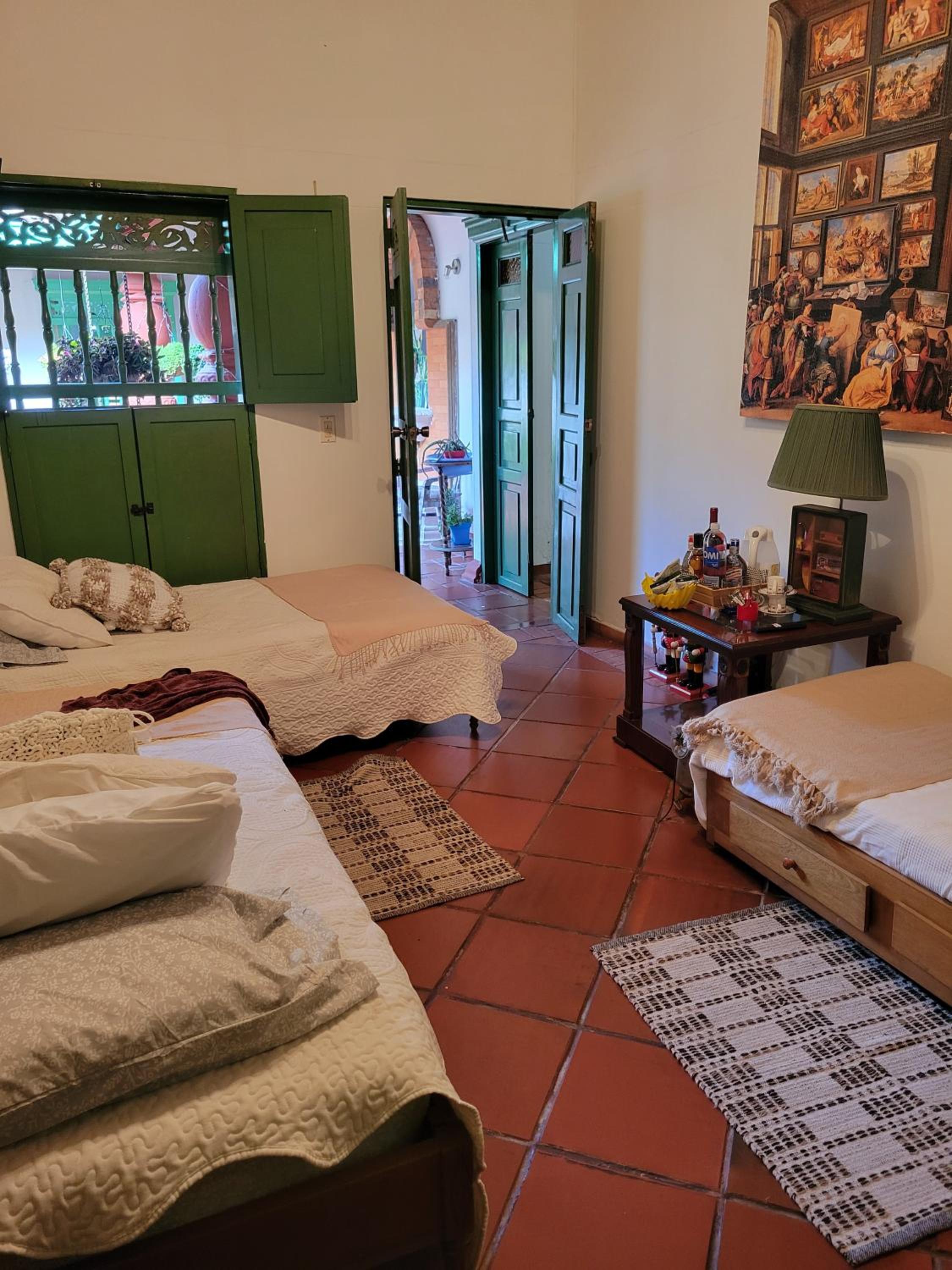 Economy Quadruple Room photo 2