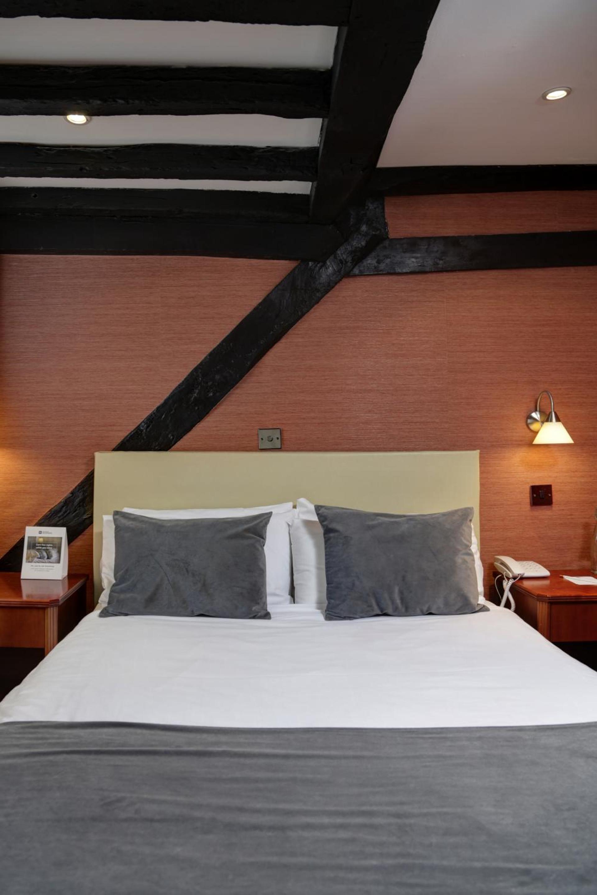 Standard Double Room - Photo 2