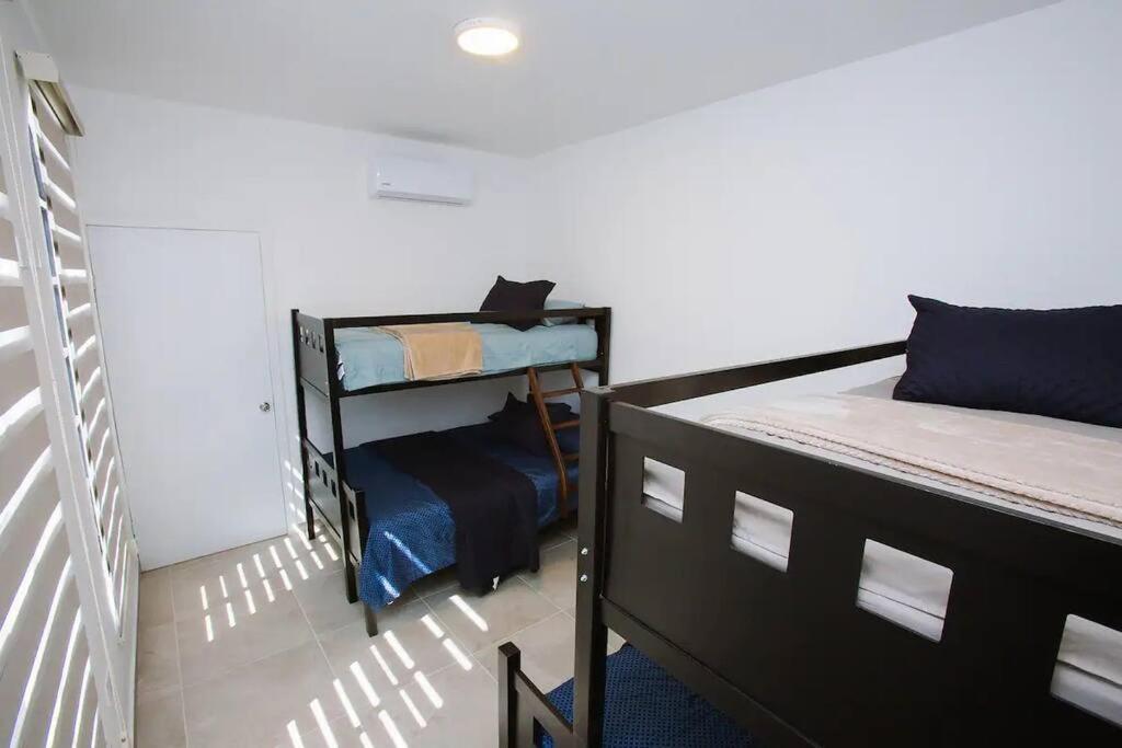 Three-Bedroom Villa photo 2