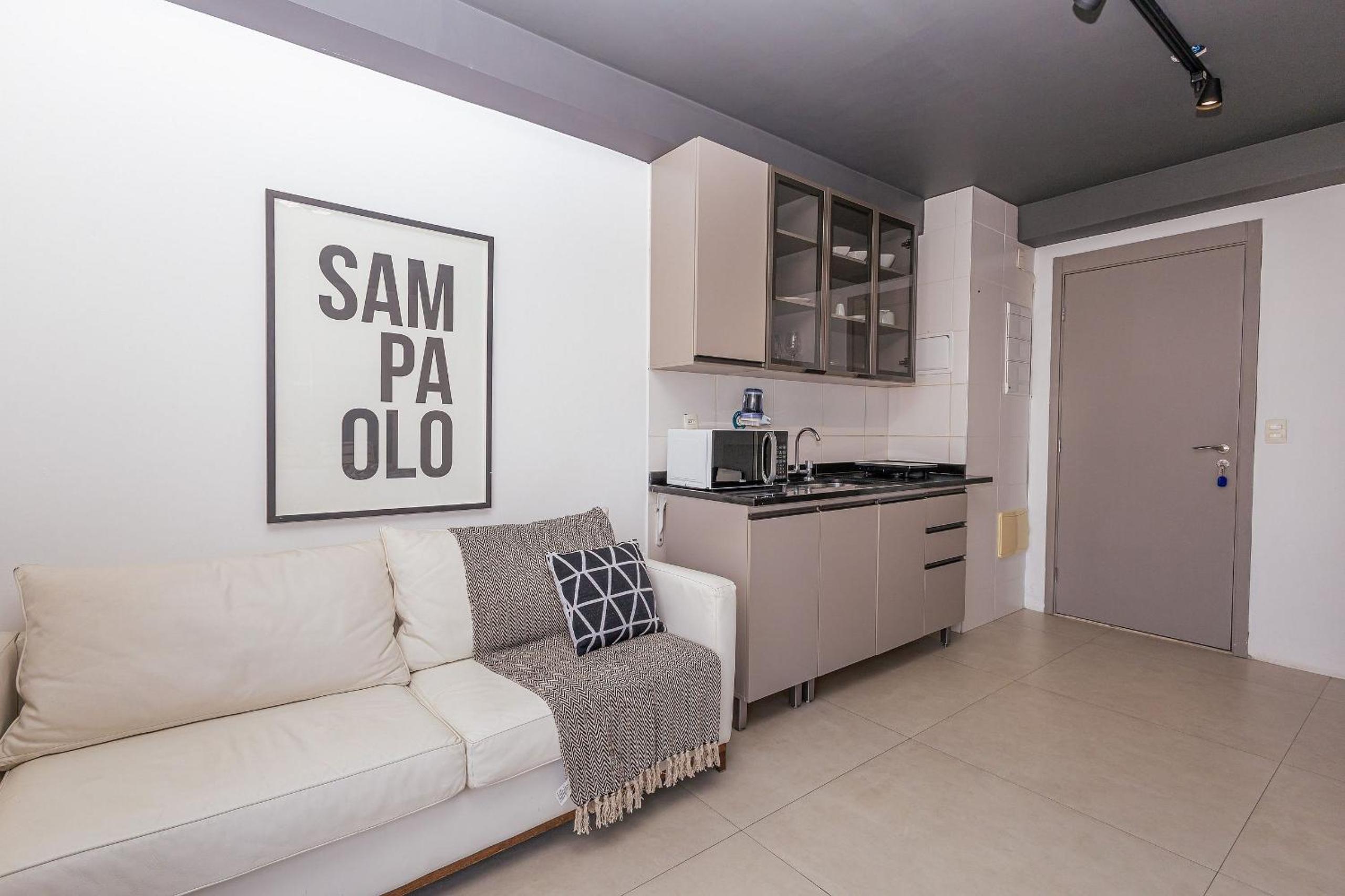 Apartment with View - Photo 3