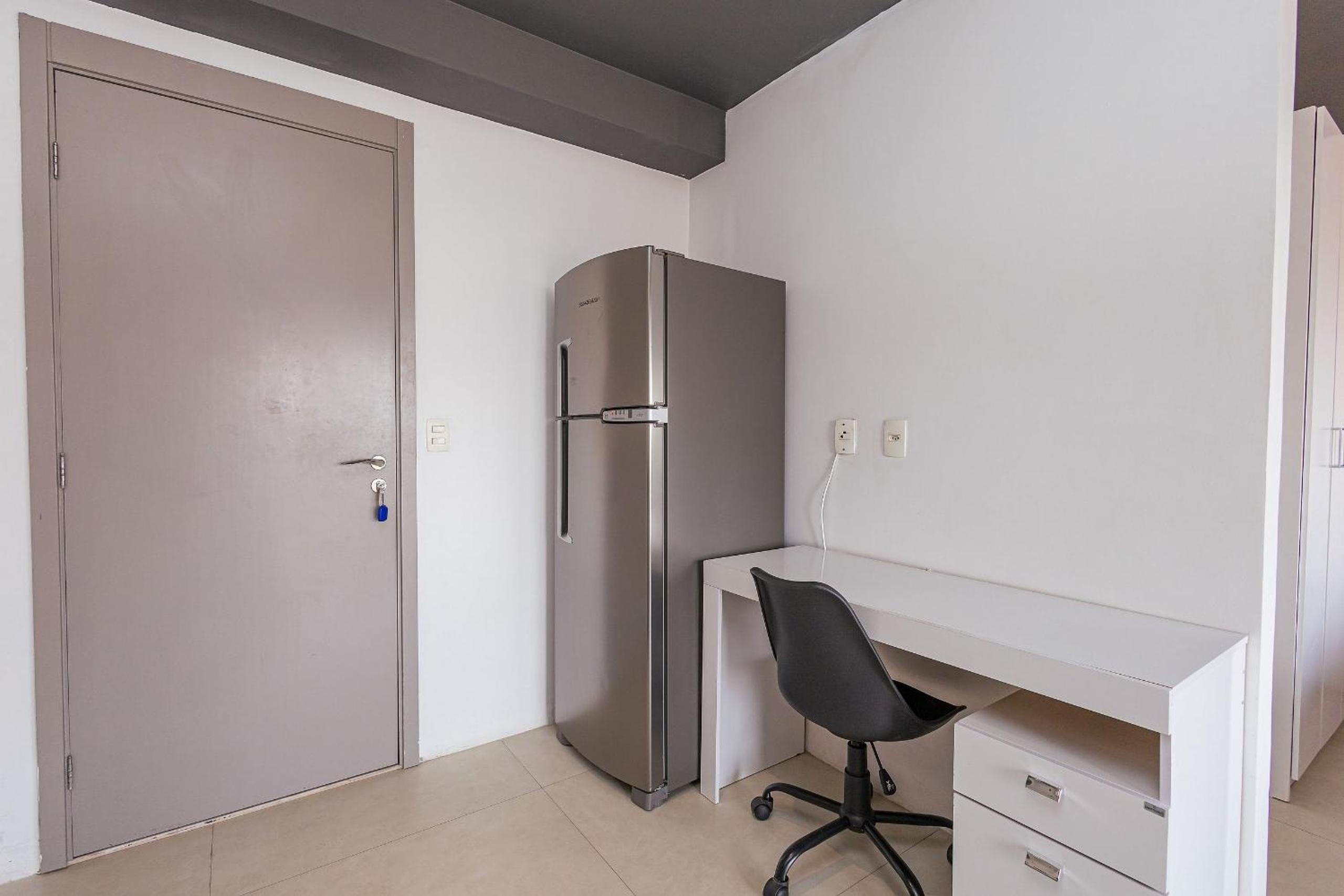 Apartment with View - Photo 5