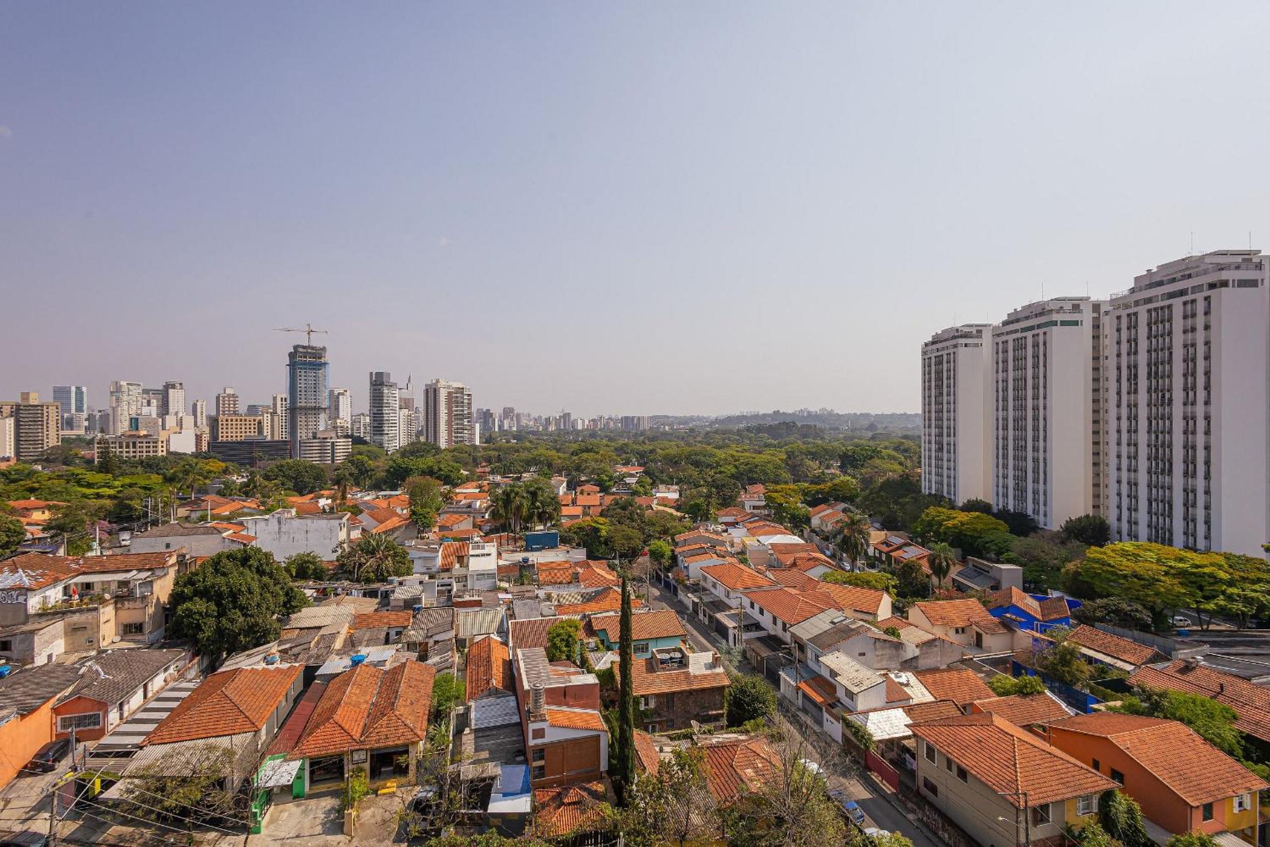 Apartment with View - Photo 2