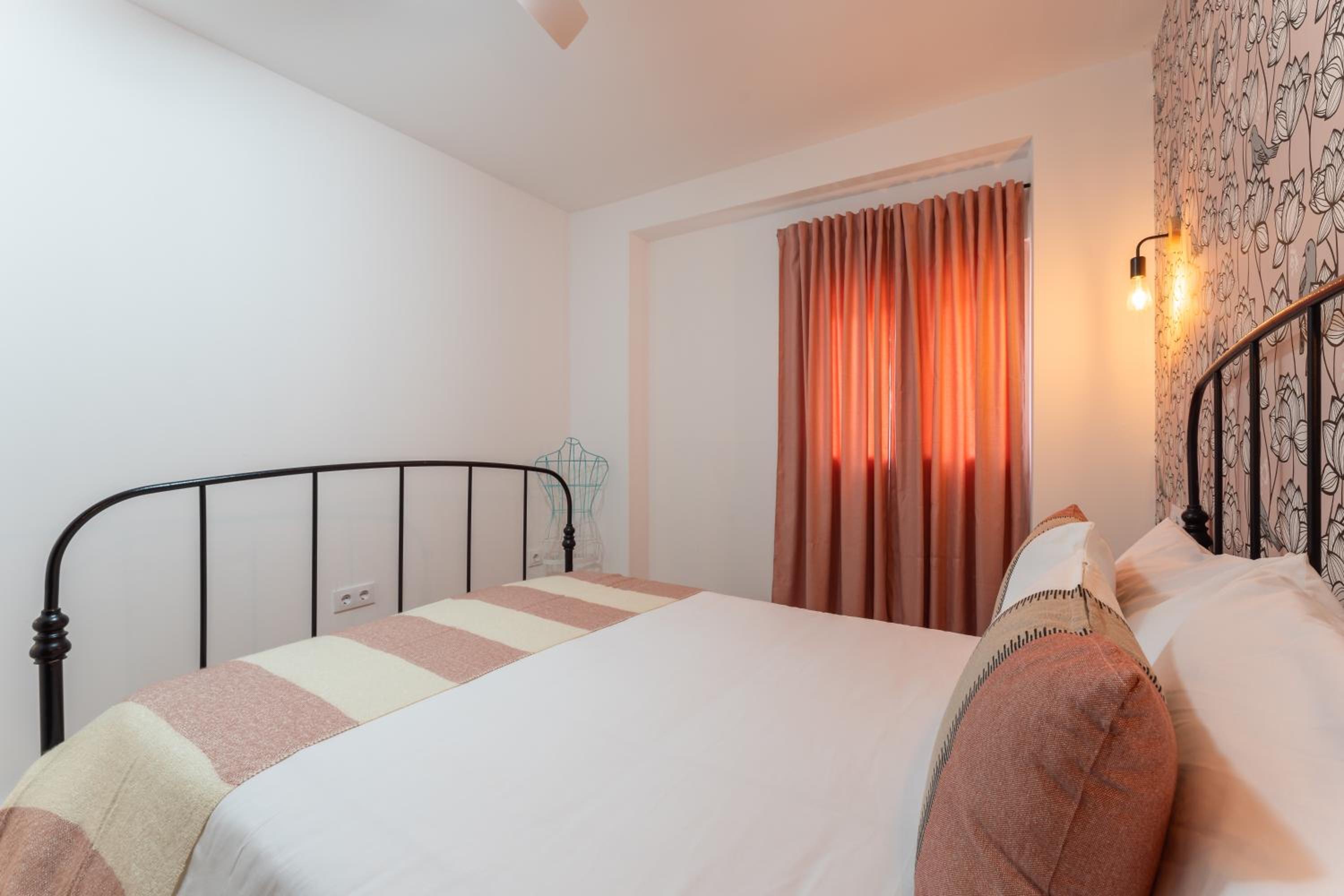 Apartamento de una habitación con vista al parque.