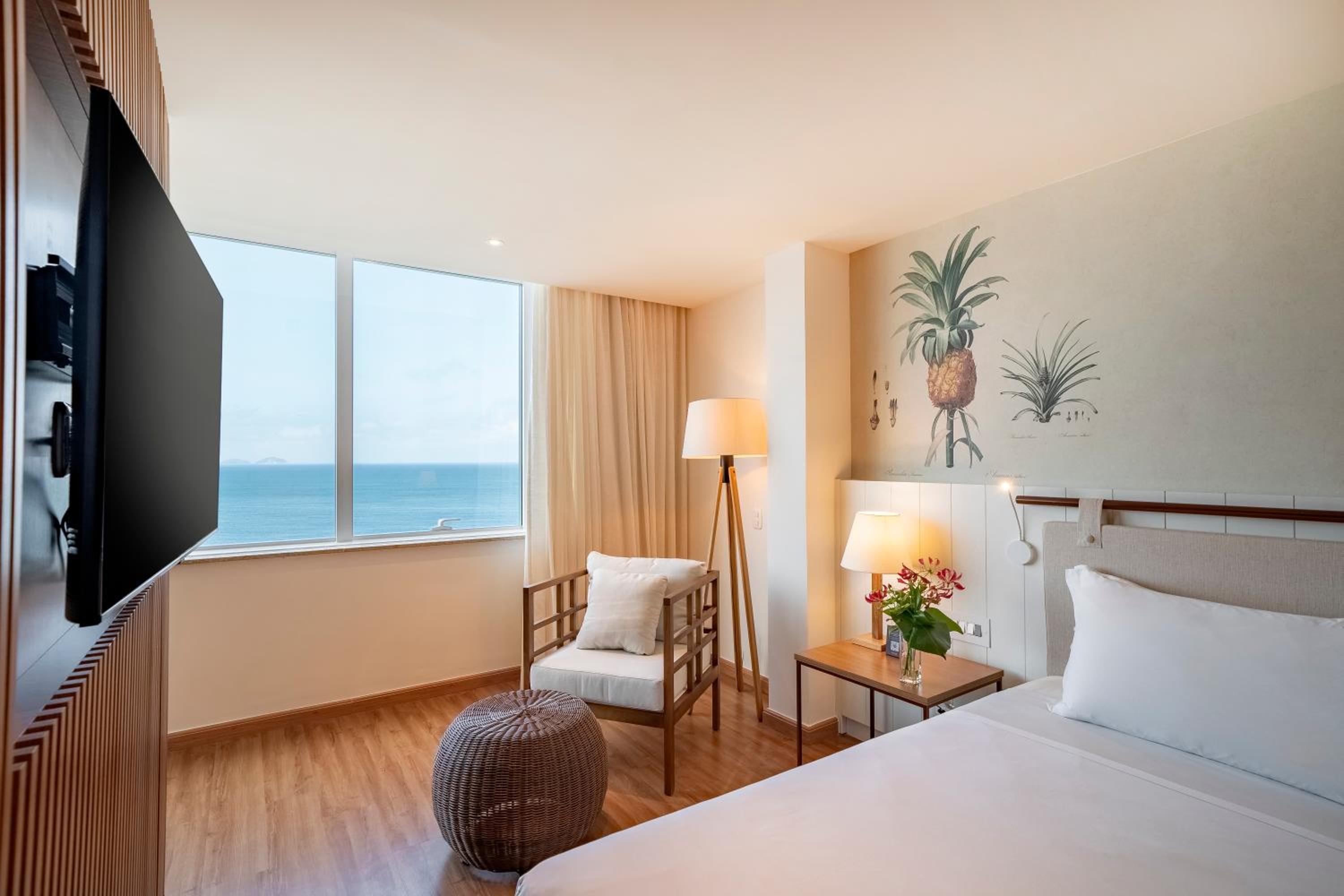 Executive King Suite with Sea View - Photo 2