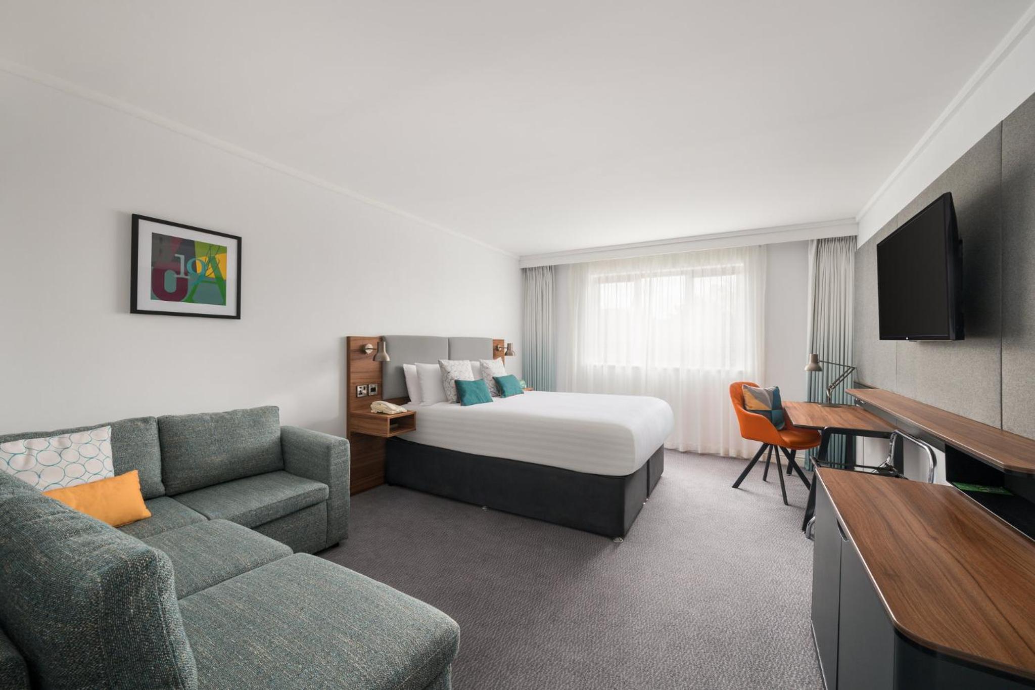 Standard Double Room with Sofa Bed - Photo 4