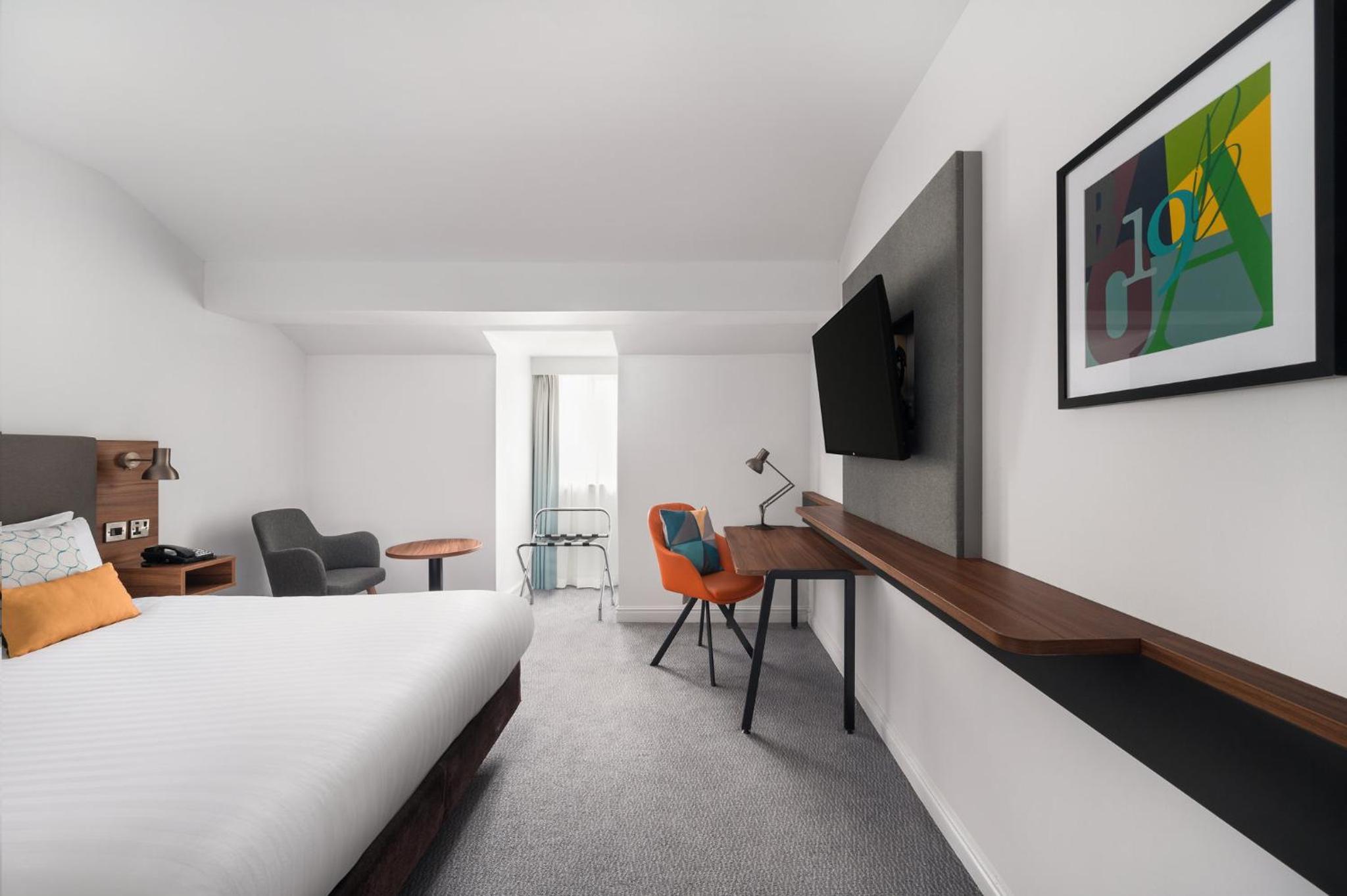 Premium Double Room - Photo 11