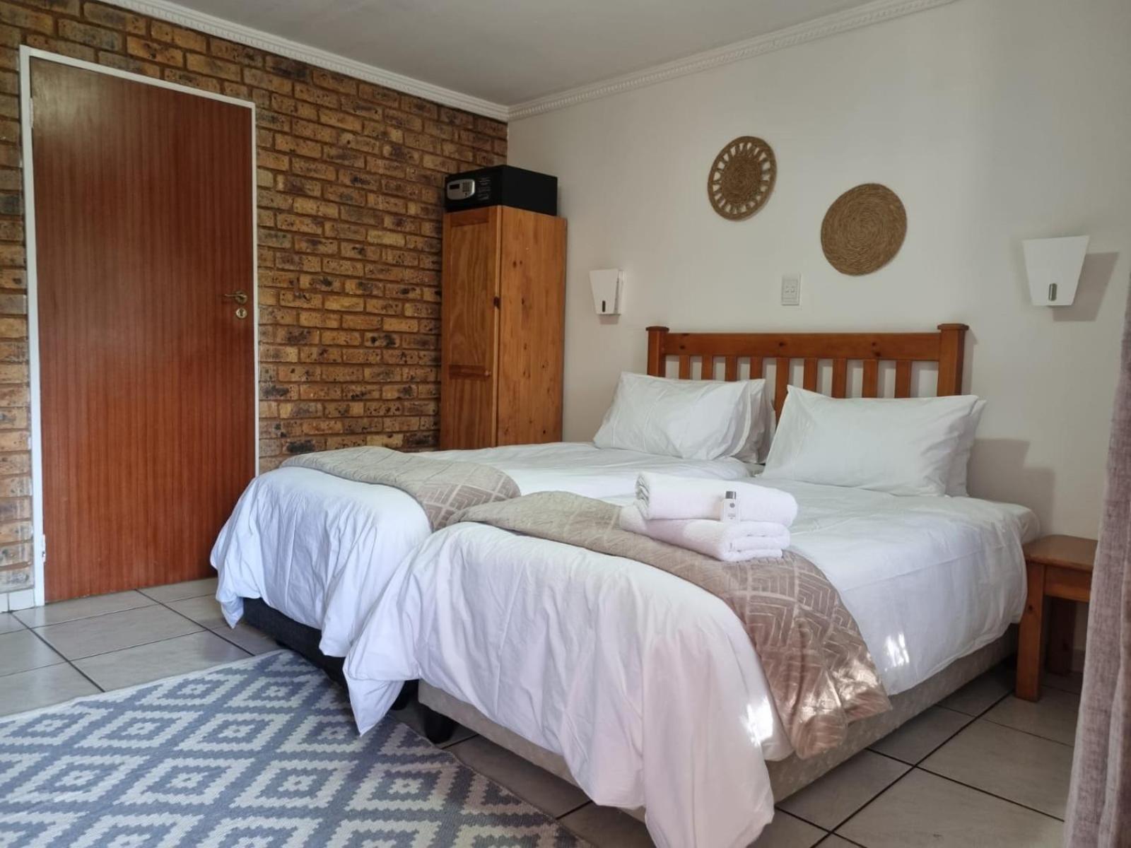 Deluxe Double or Twin Room photo 1