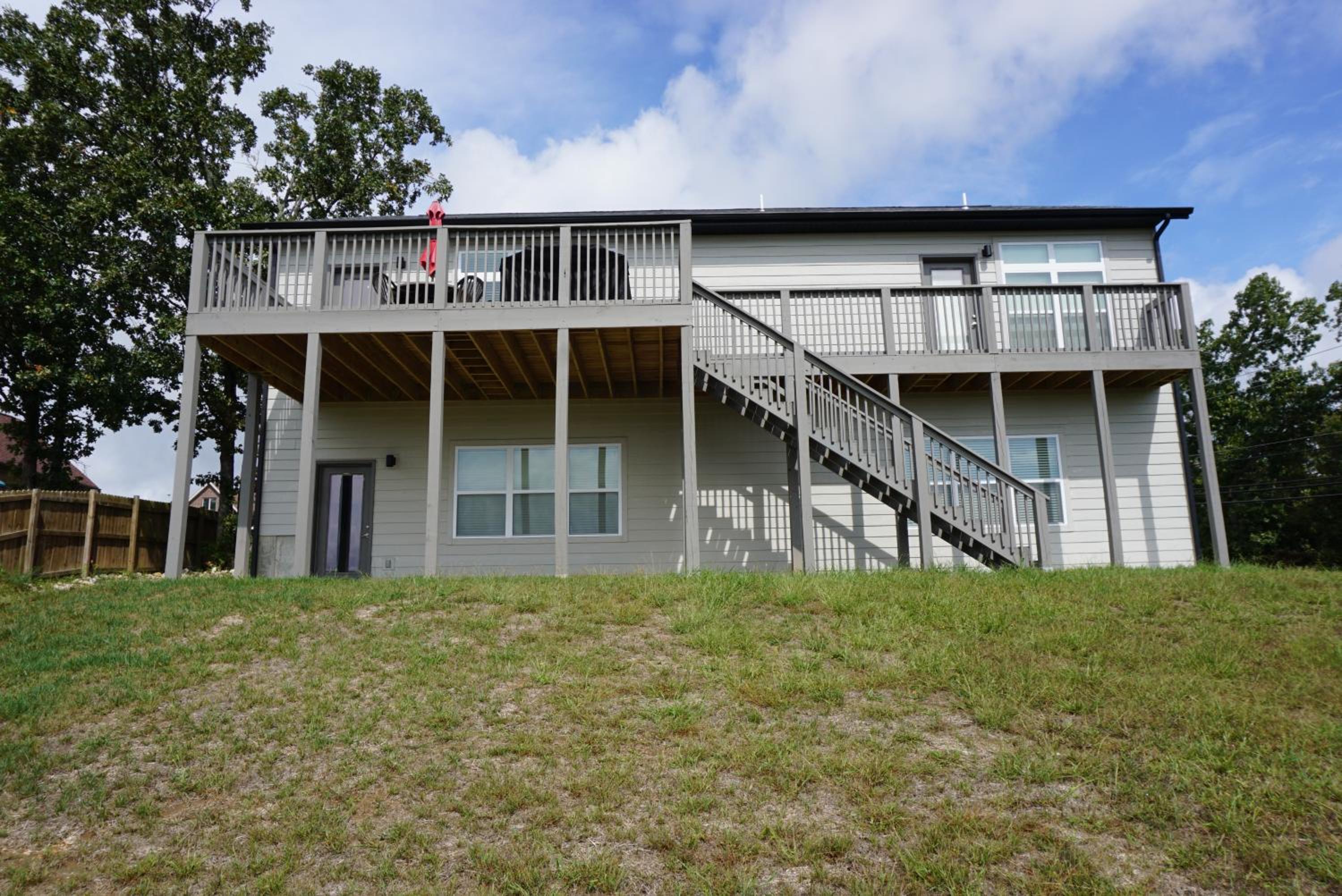 Four-Bedroom House photo 3