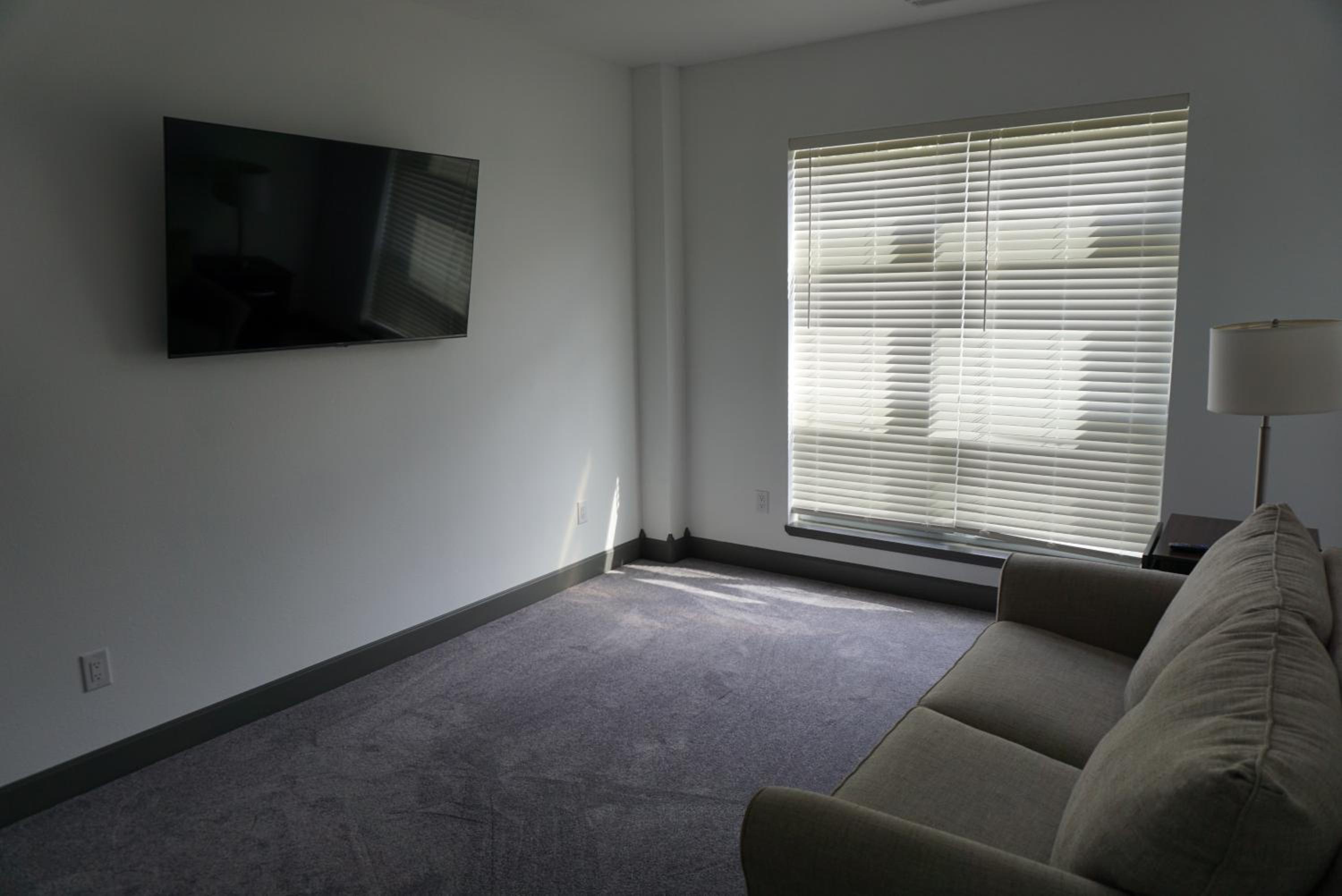 Four-Bedroom House photo 1
