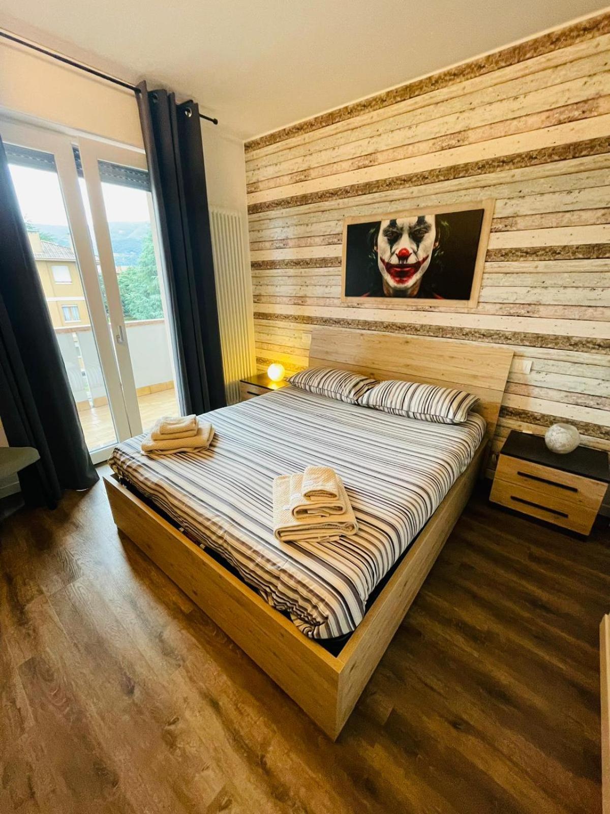 Two-Bedroom Apartment with Balcony photo 1