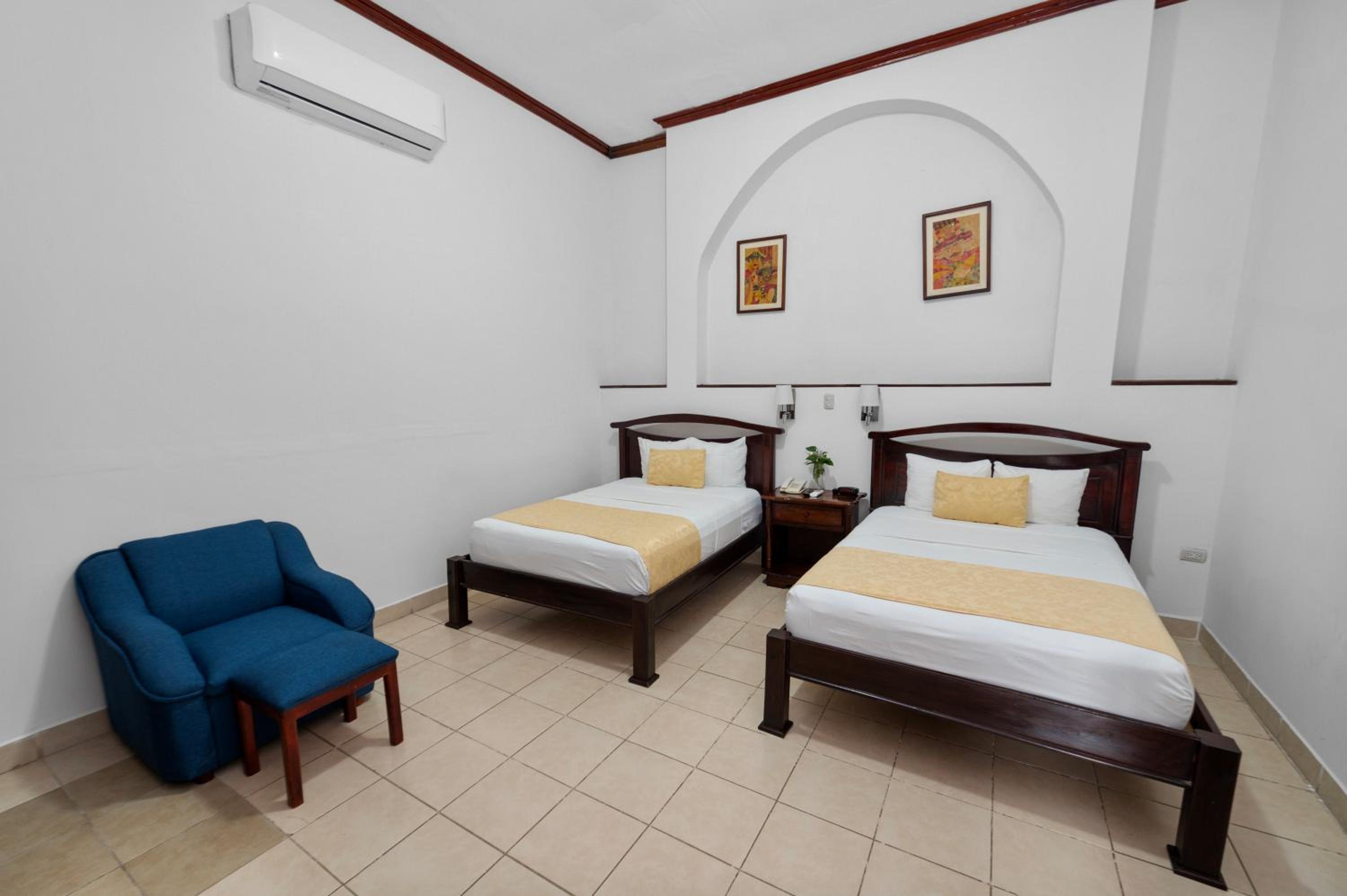 Superior Twin Room with Garden View