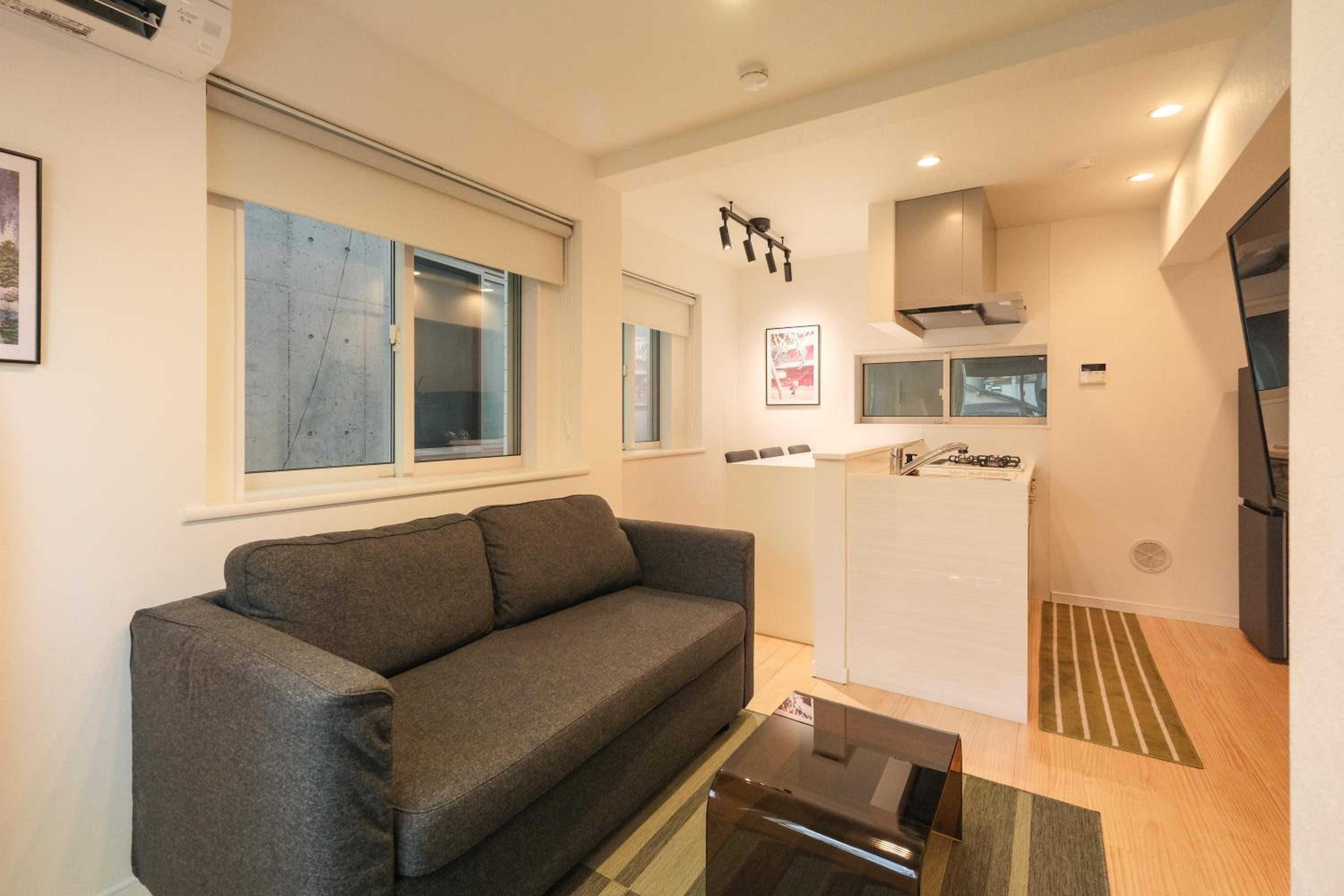 Three-Bedroom Apartment photo 1