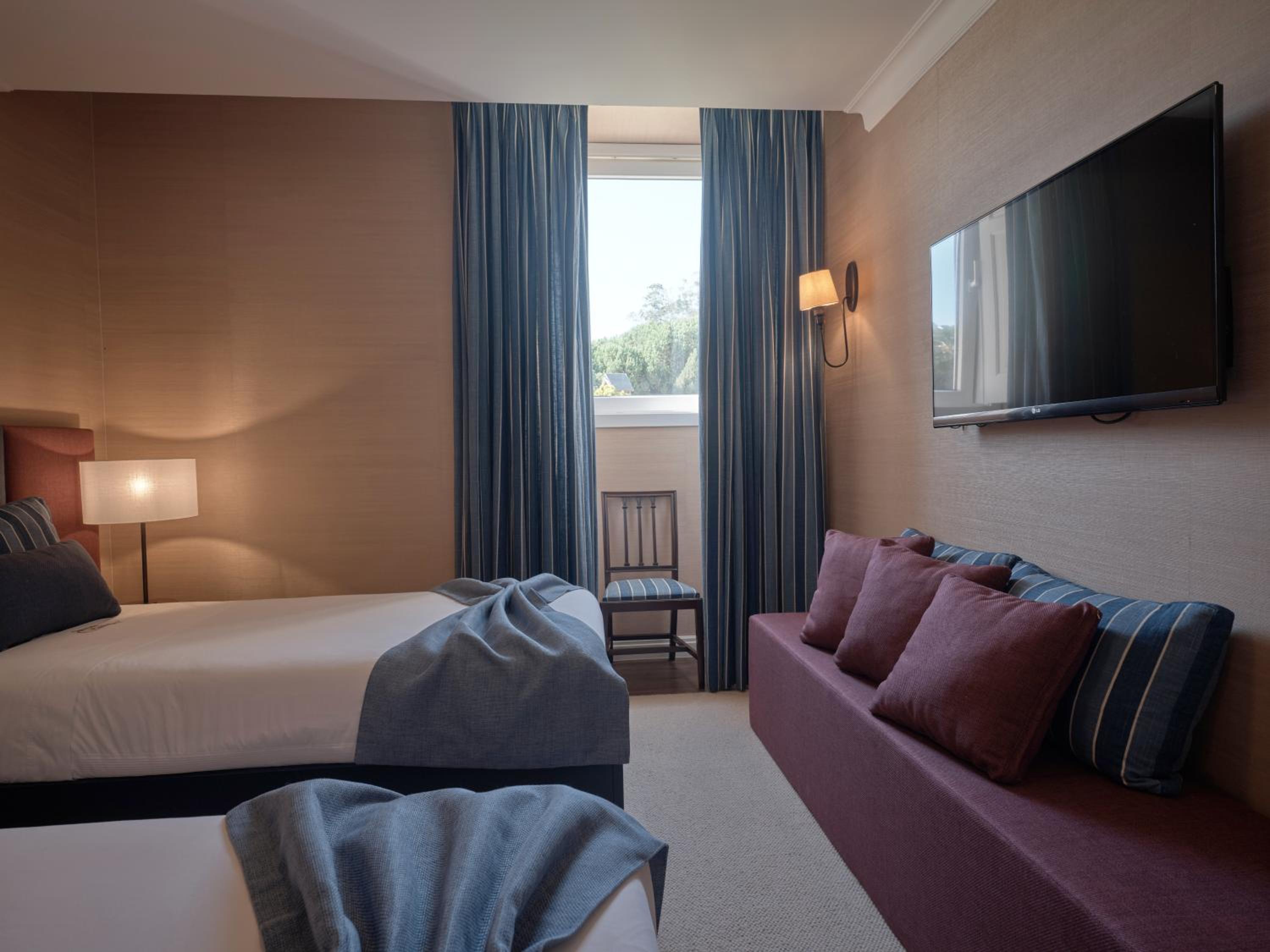 Twin Room with Garden View photo 2